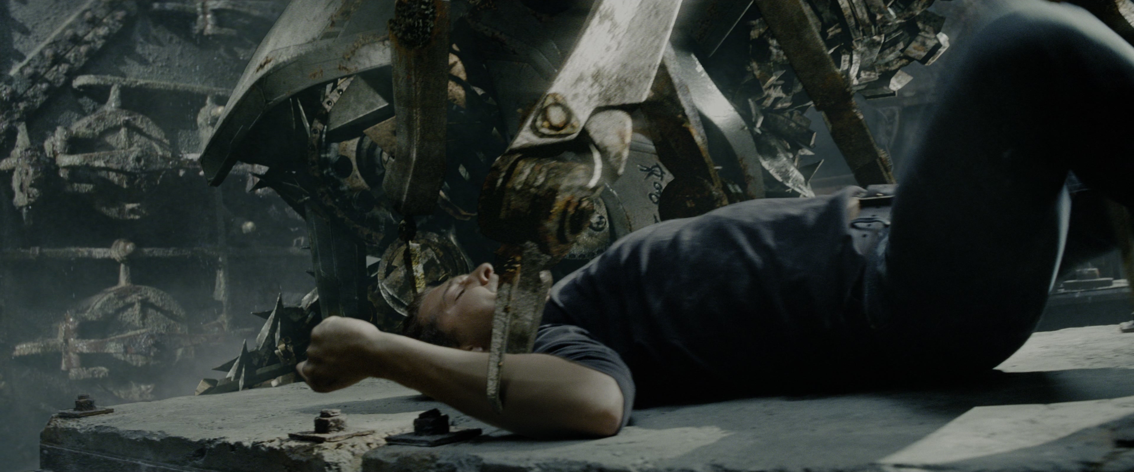 Transformers: Revenge of the Fallen (2009), wide, 2.40:1 — film still