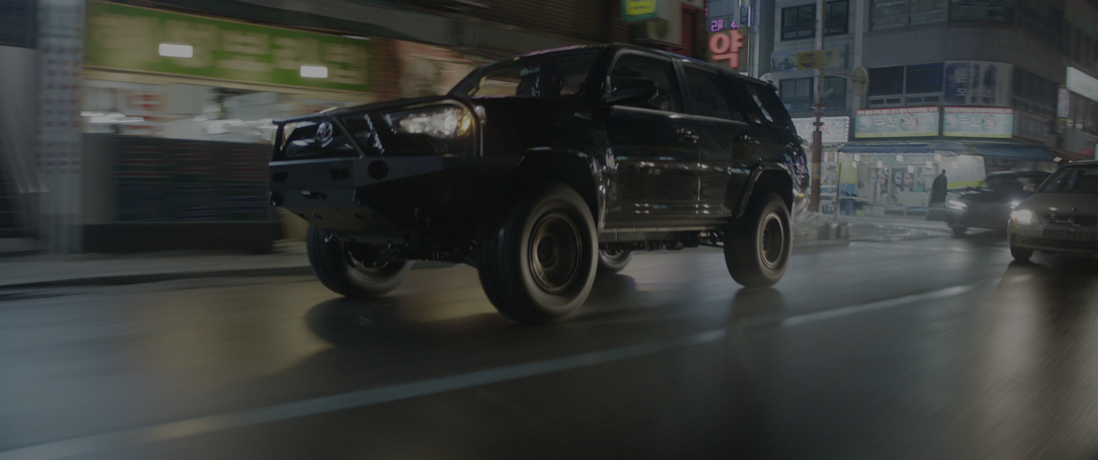 Black Panther (2018), wide, 2.39:1 — film still