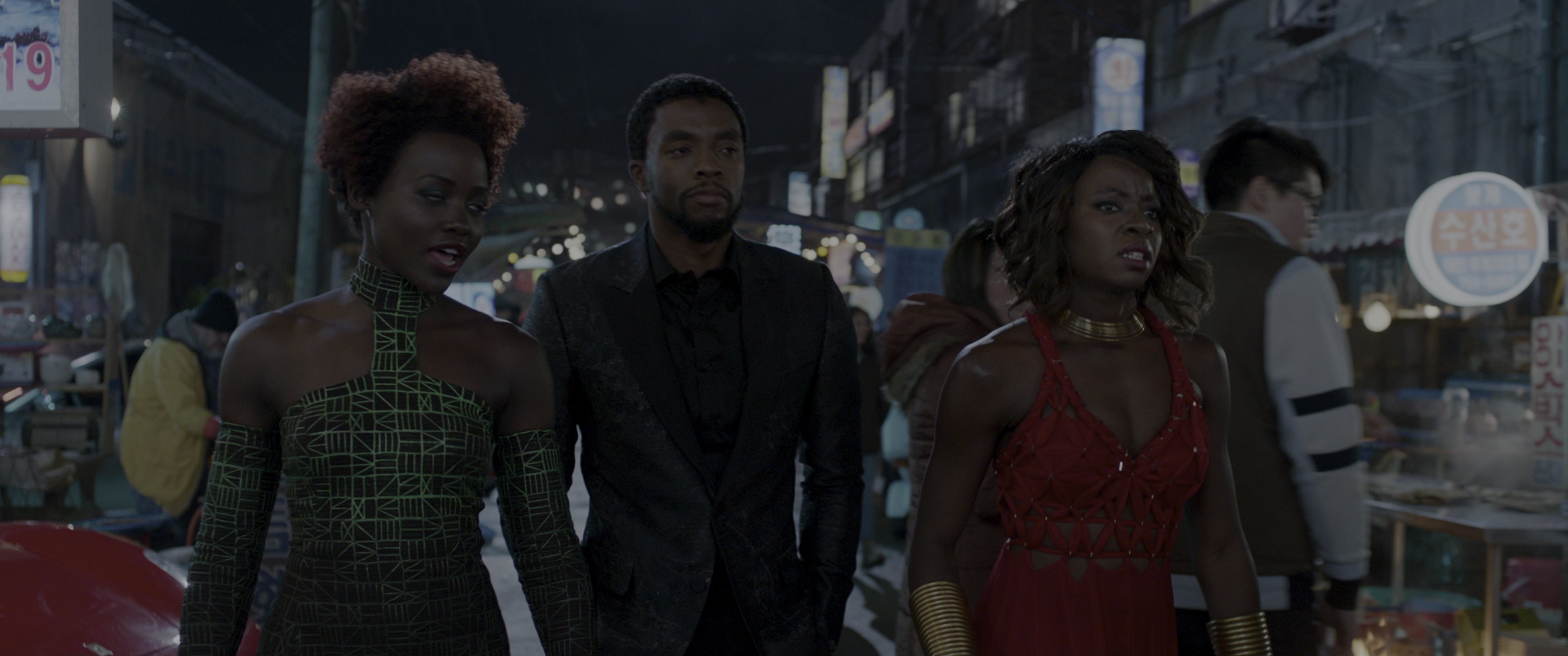 Black Panther (2018), wide, 2.39:1 — film still