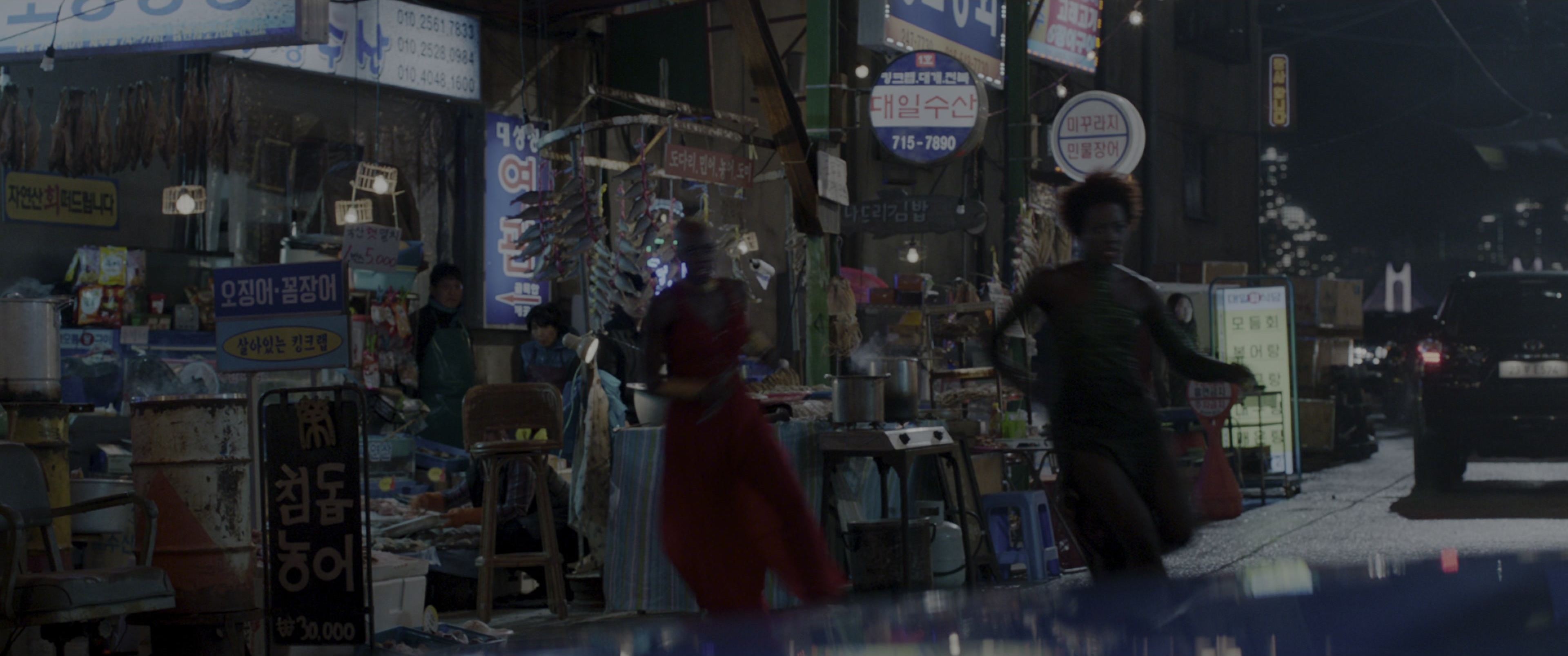 Black Panther (2018), wide, 2.39:1 — film still