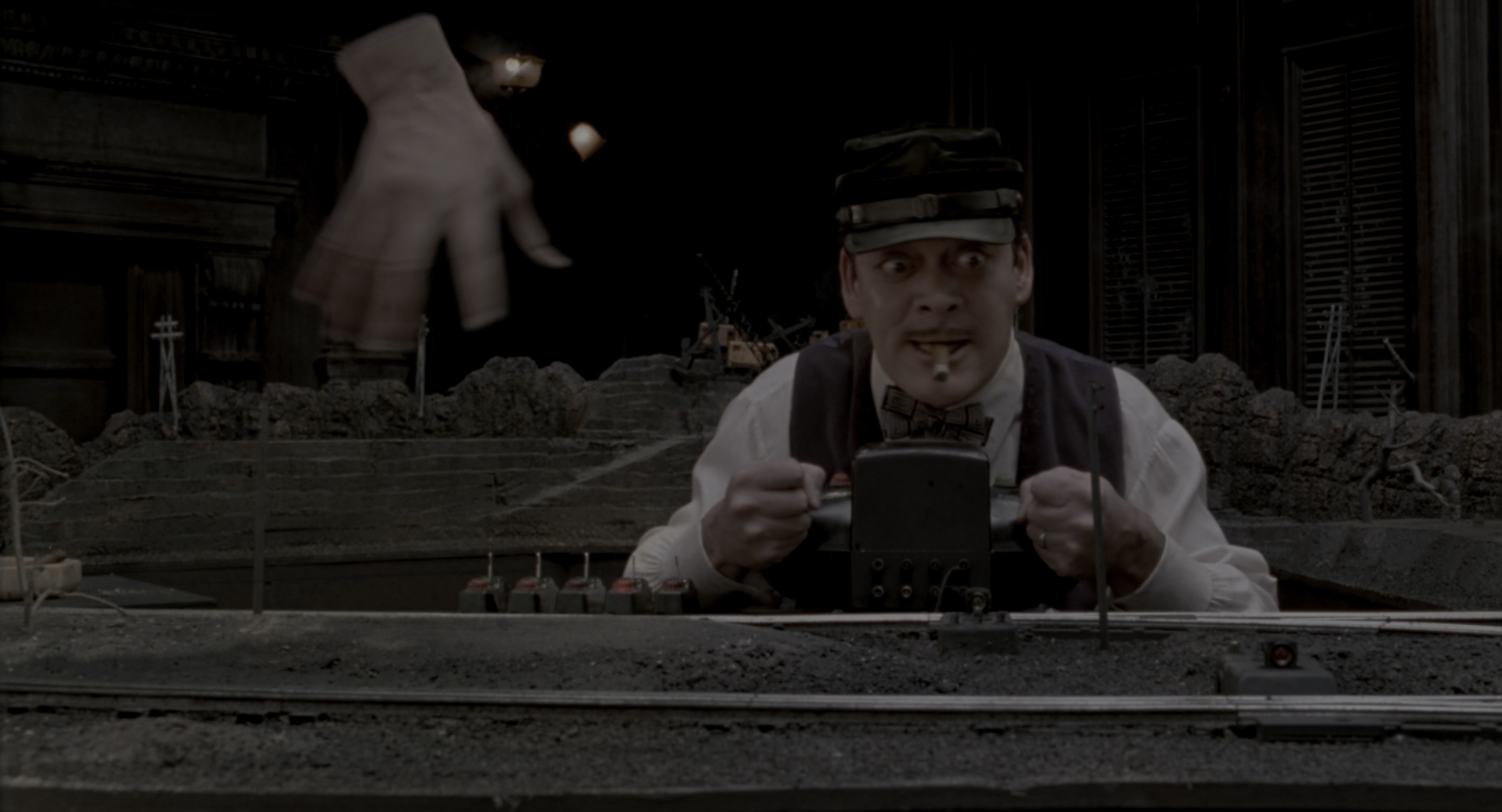 The Addams Family (1991), wide, 1.85:1 — film still