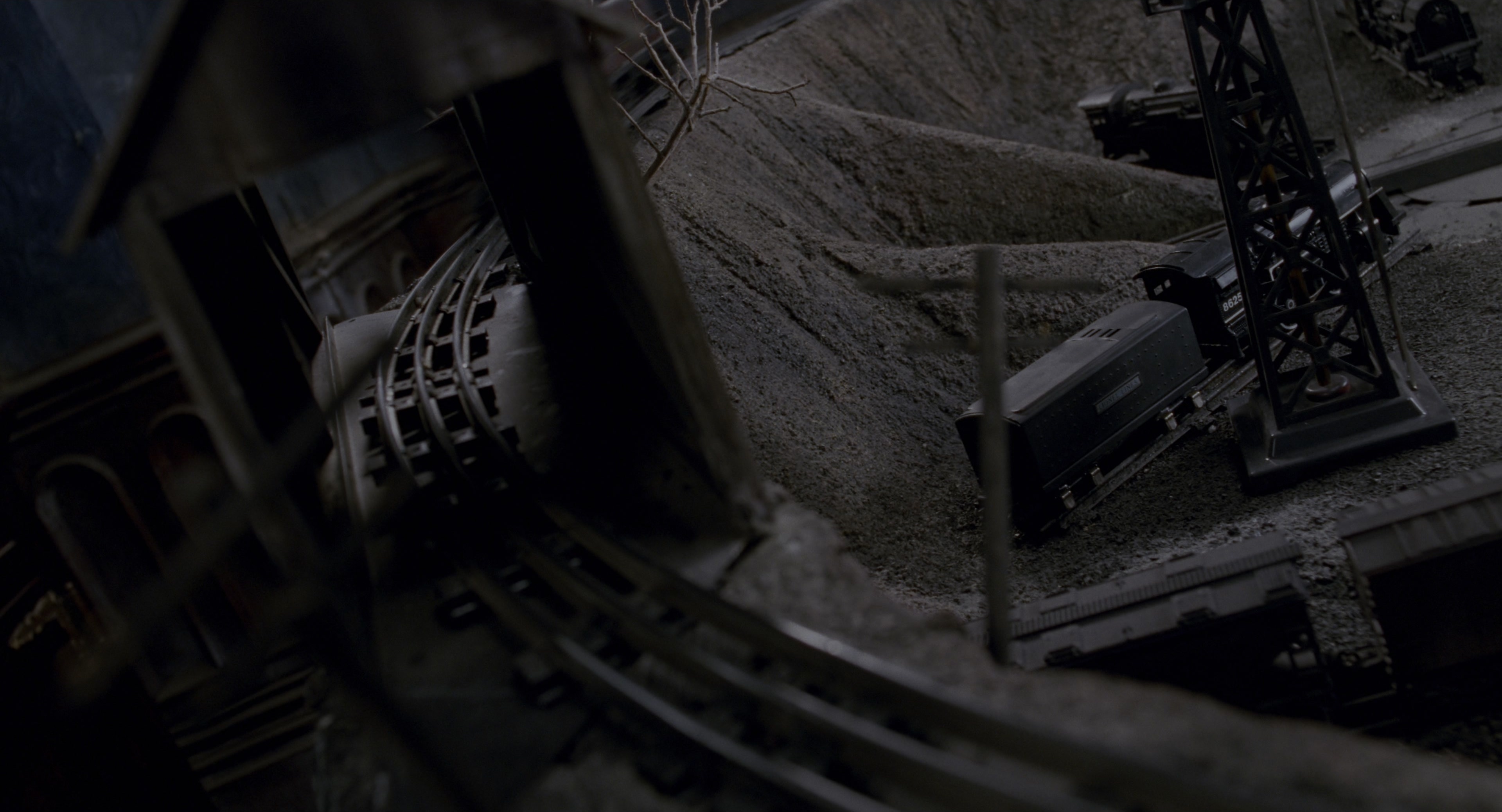 The Addams Family (1991), wide, 1.85:1 — film still