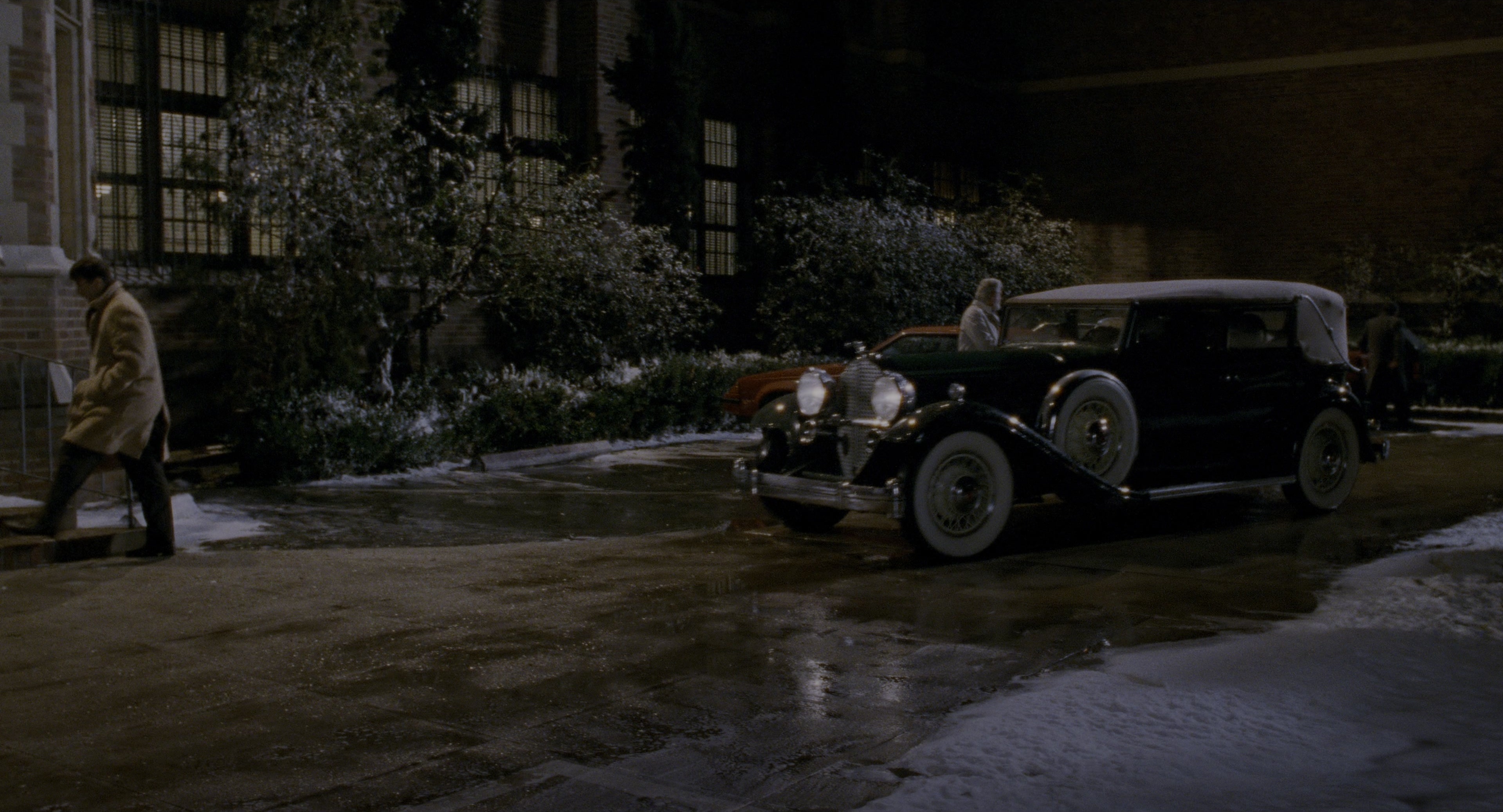 The Addams Family (1991), wide, 1.85:1 — film still