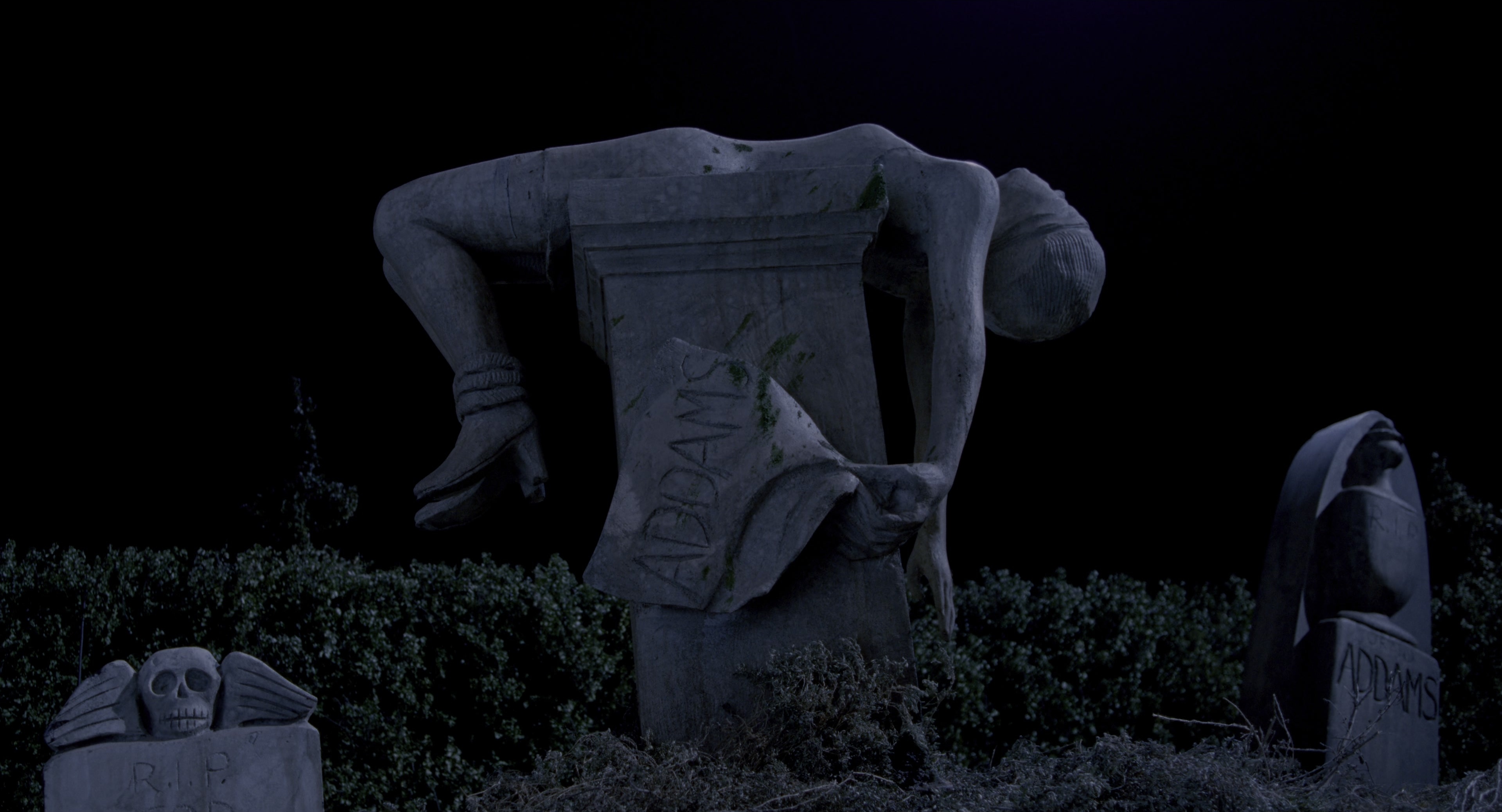 The Addams Family (1991), wide, 1.85:1 — film still
