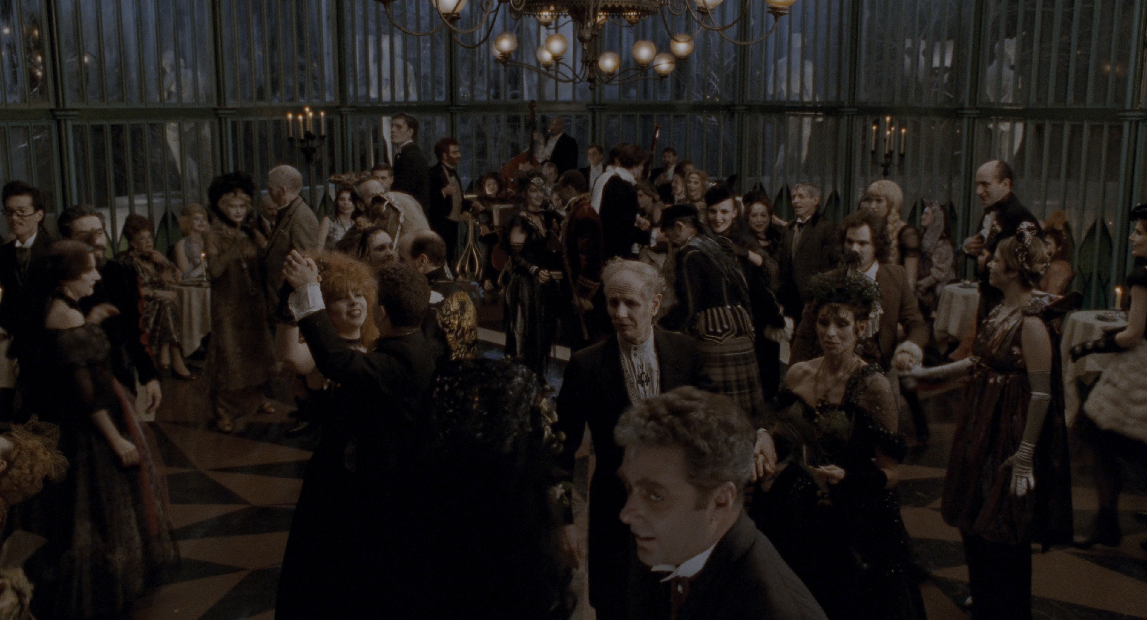 The Addams Family (1991), wide, 1.85:1 — film still