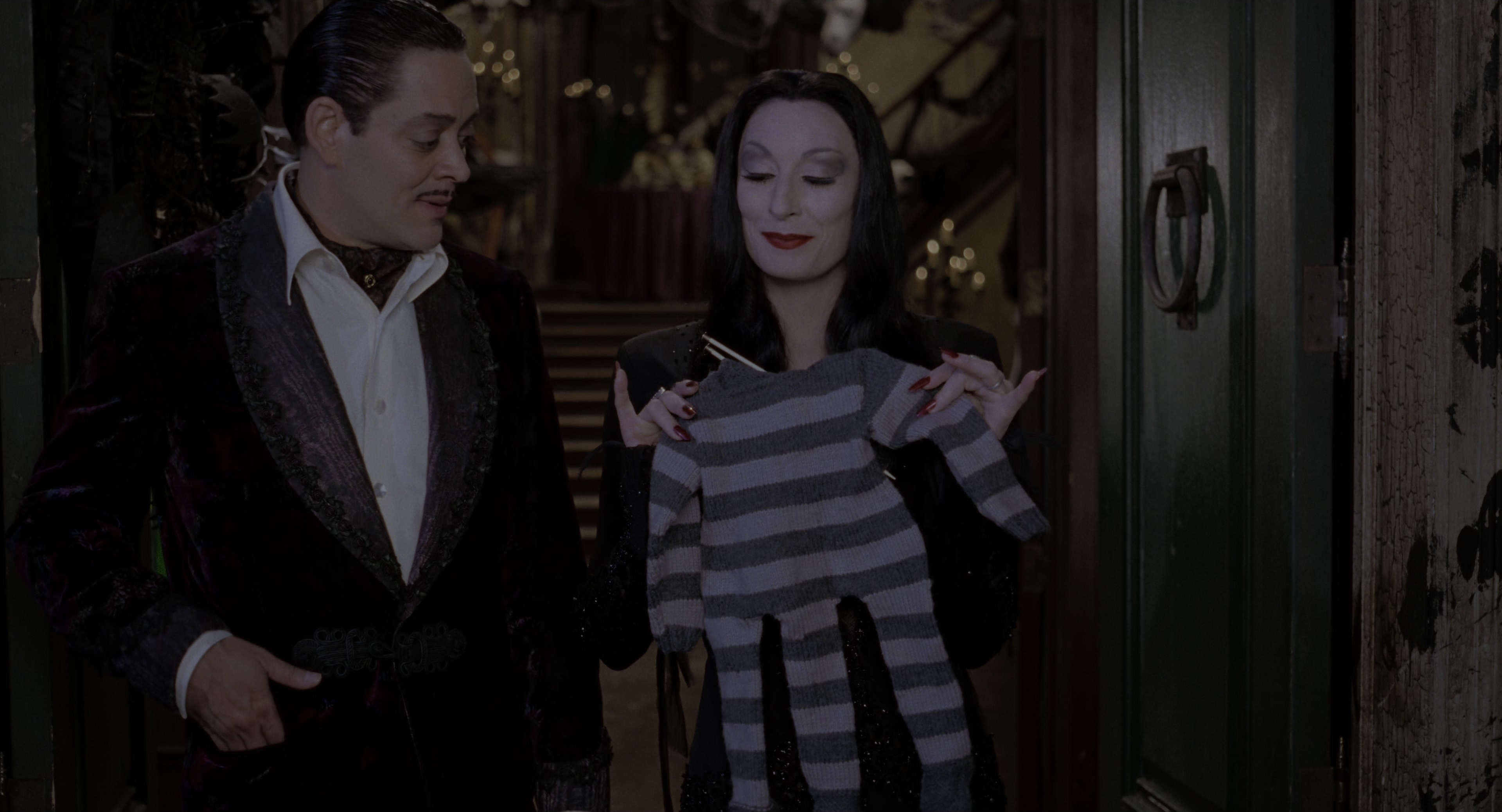The Addams Family (1991), wide, 1.85:1 — film still