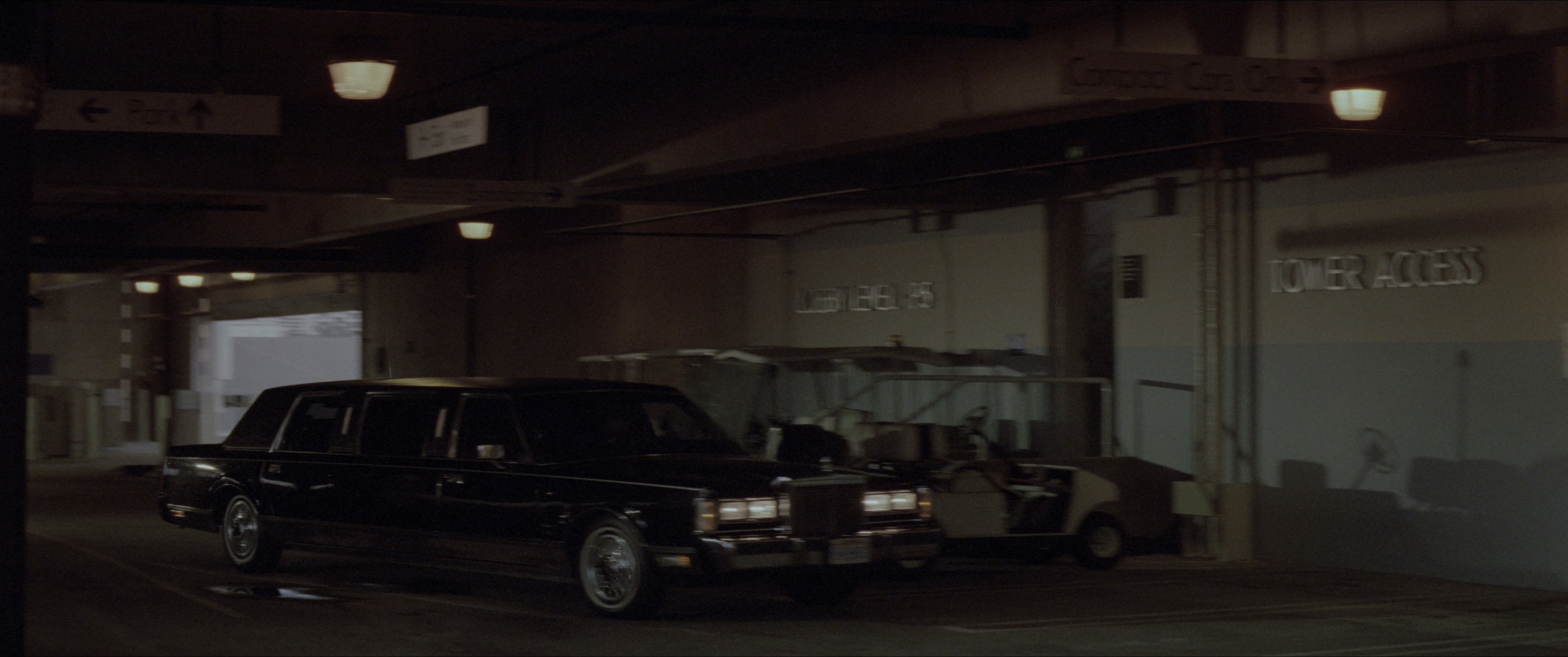 Die Hard (1988), wide, 2.39:1 — film still