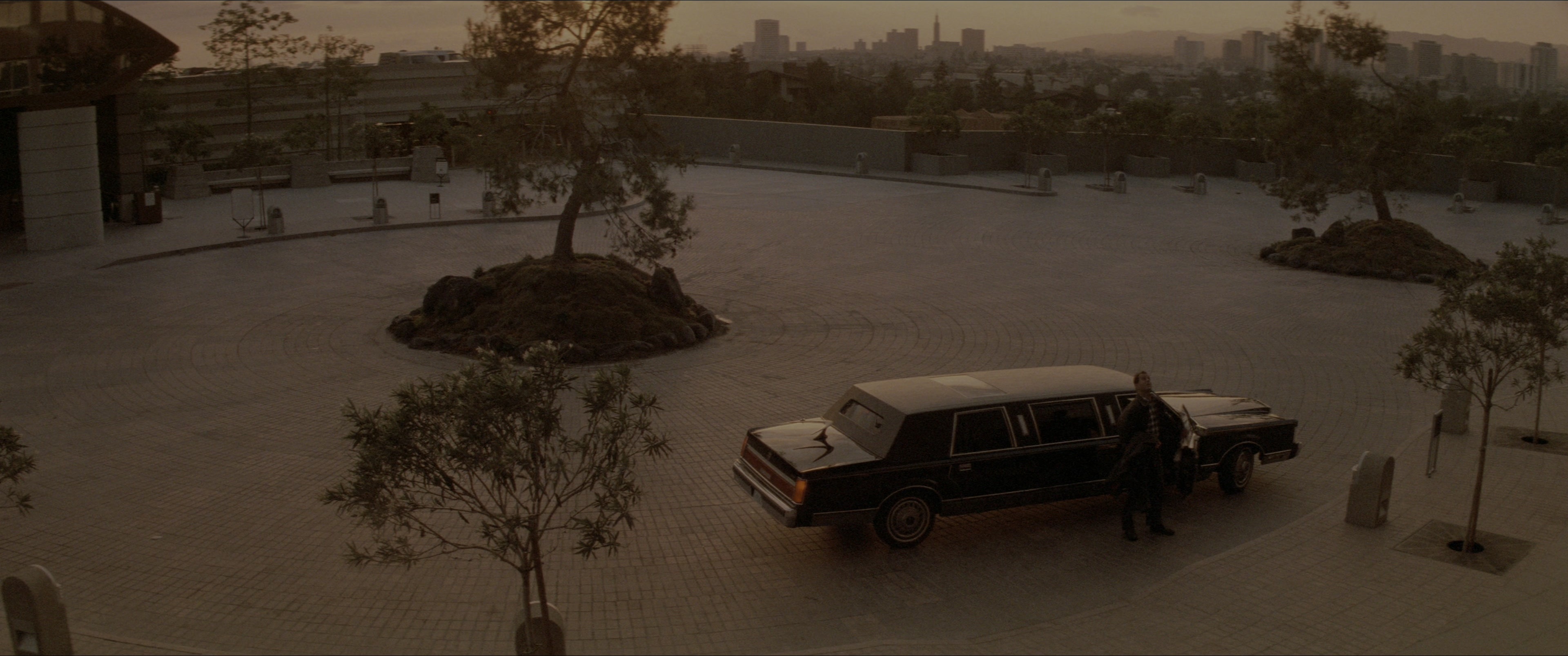 Die Hard (1988), wide, 2.39:1 — film still