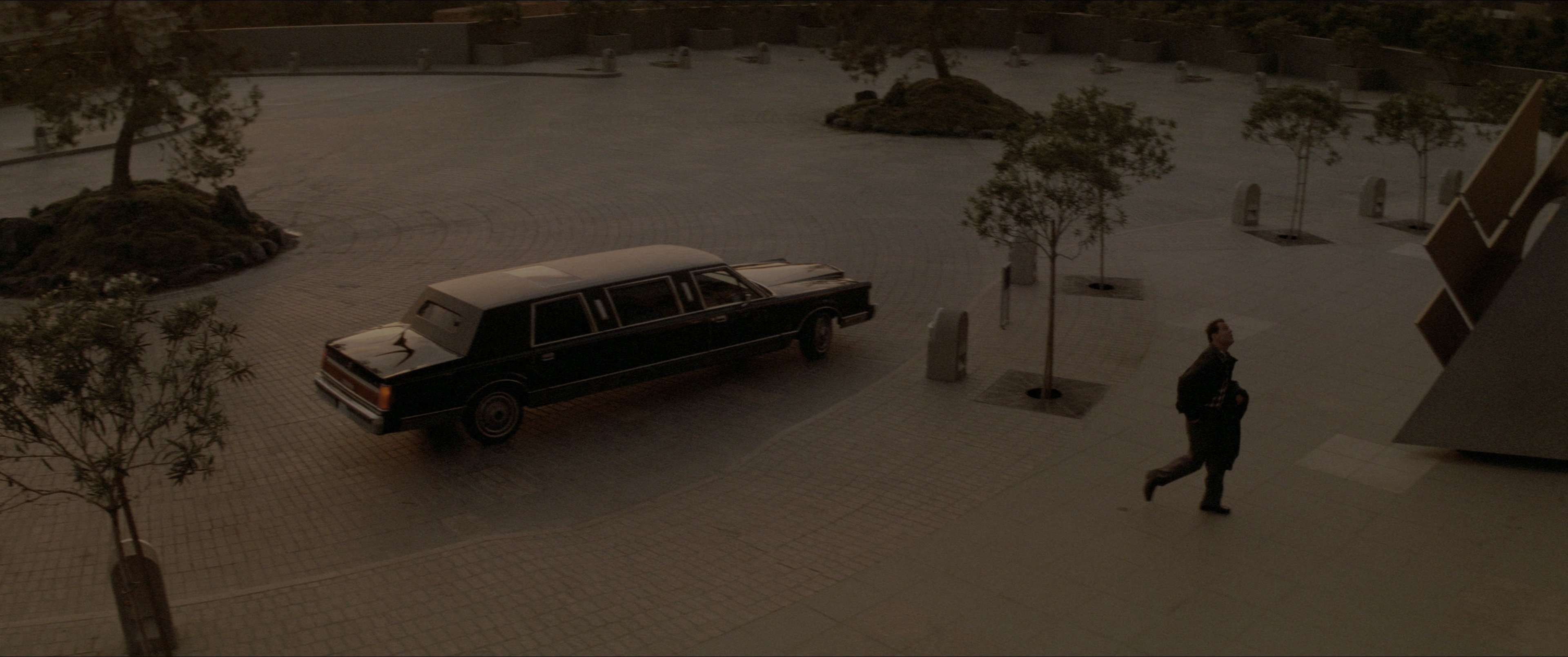 Die Hard (1988), wide, 2.39:1 — film still