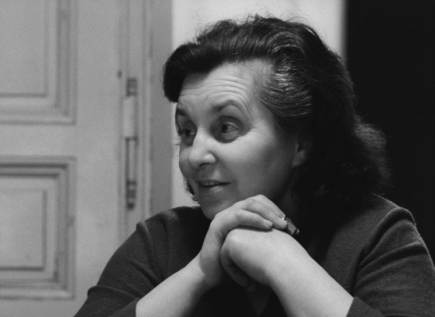 Lásky jedné plavovlásky (1965), close, 1.37:1 — film still