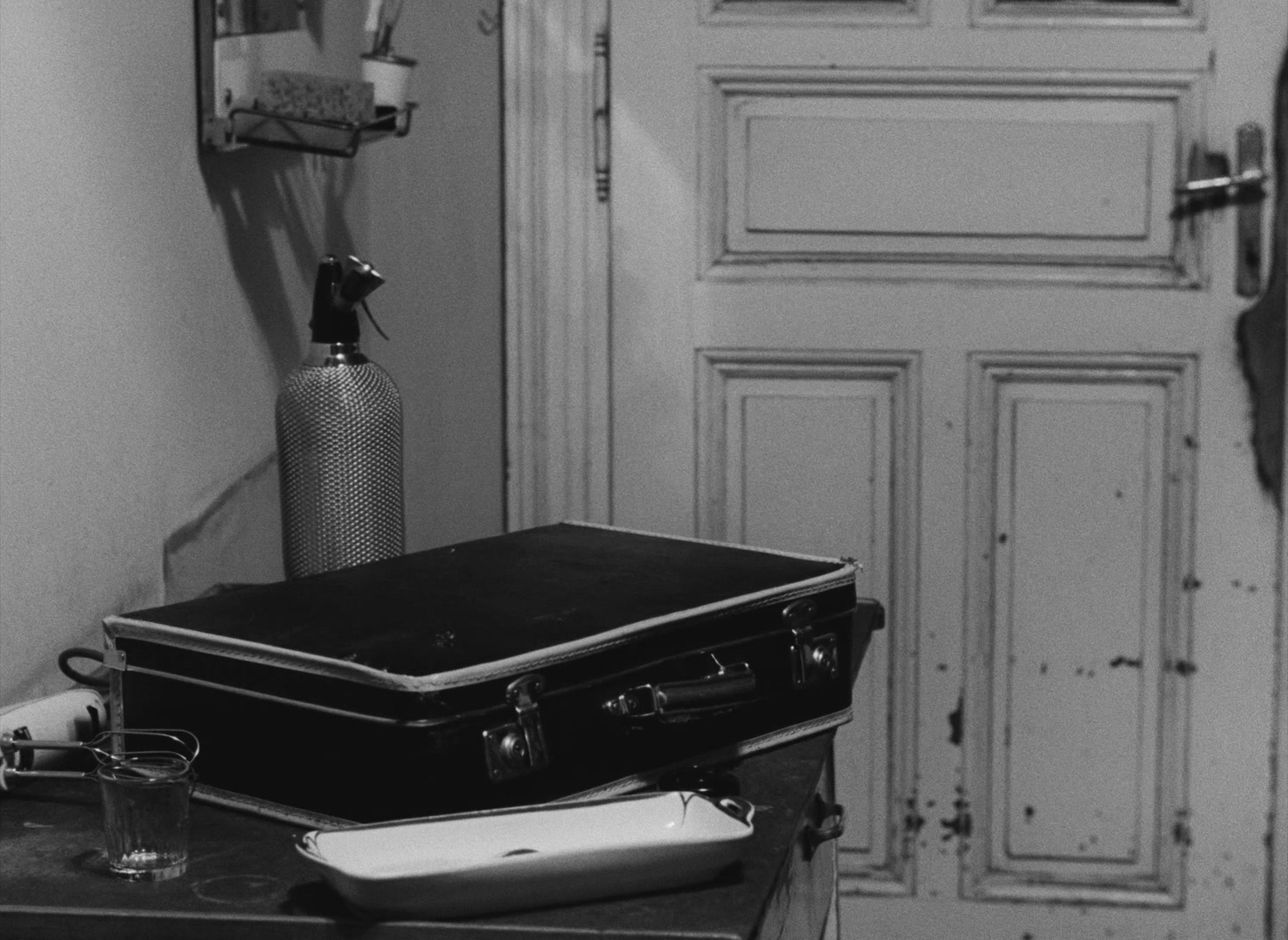 Lásky jedné plavovlásky (1965), wide, 1.37:1 — film still