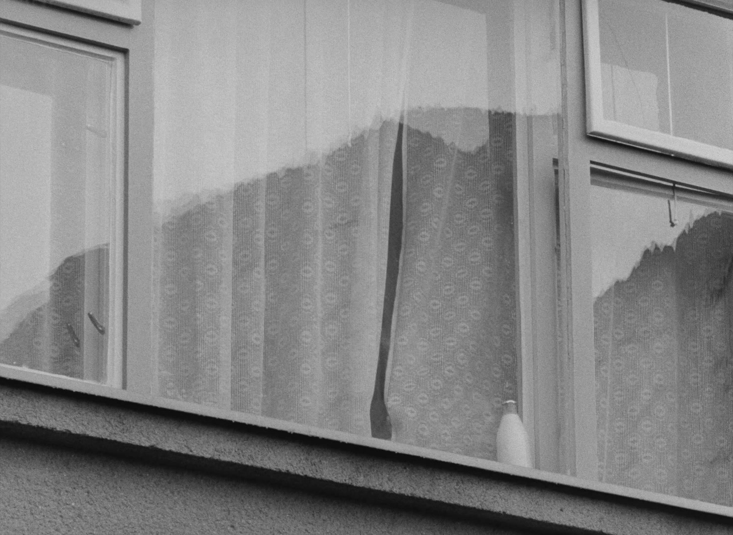 Lásky jedné plavovlásky (1965), unknown, 1.37:1 — film still