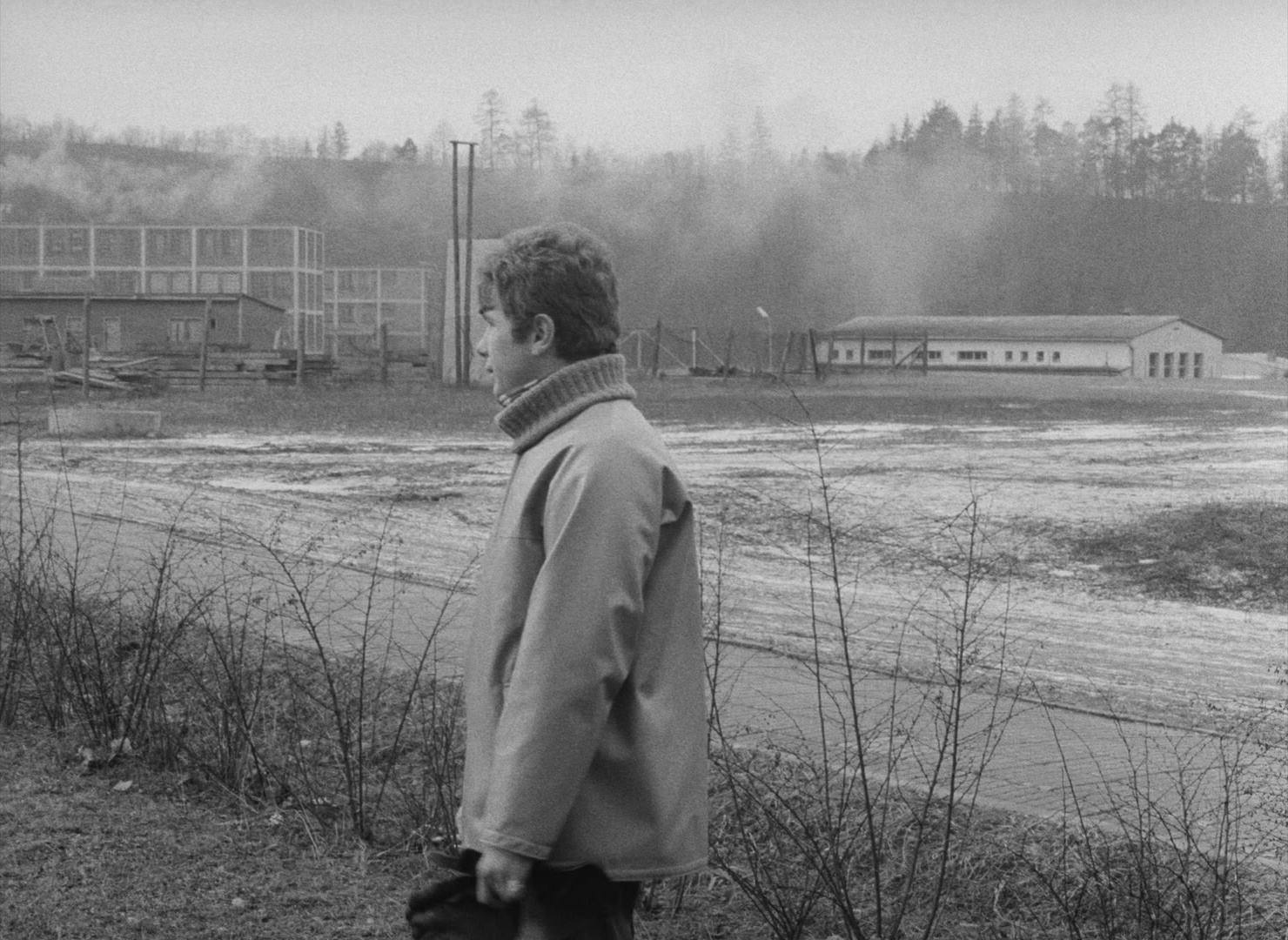 Lásky jedné plavovlásky (1965), wide, 1.37:1 — film still