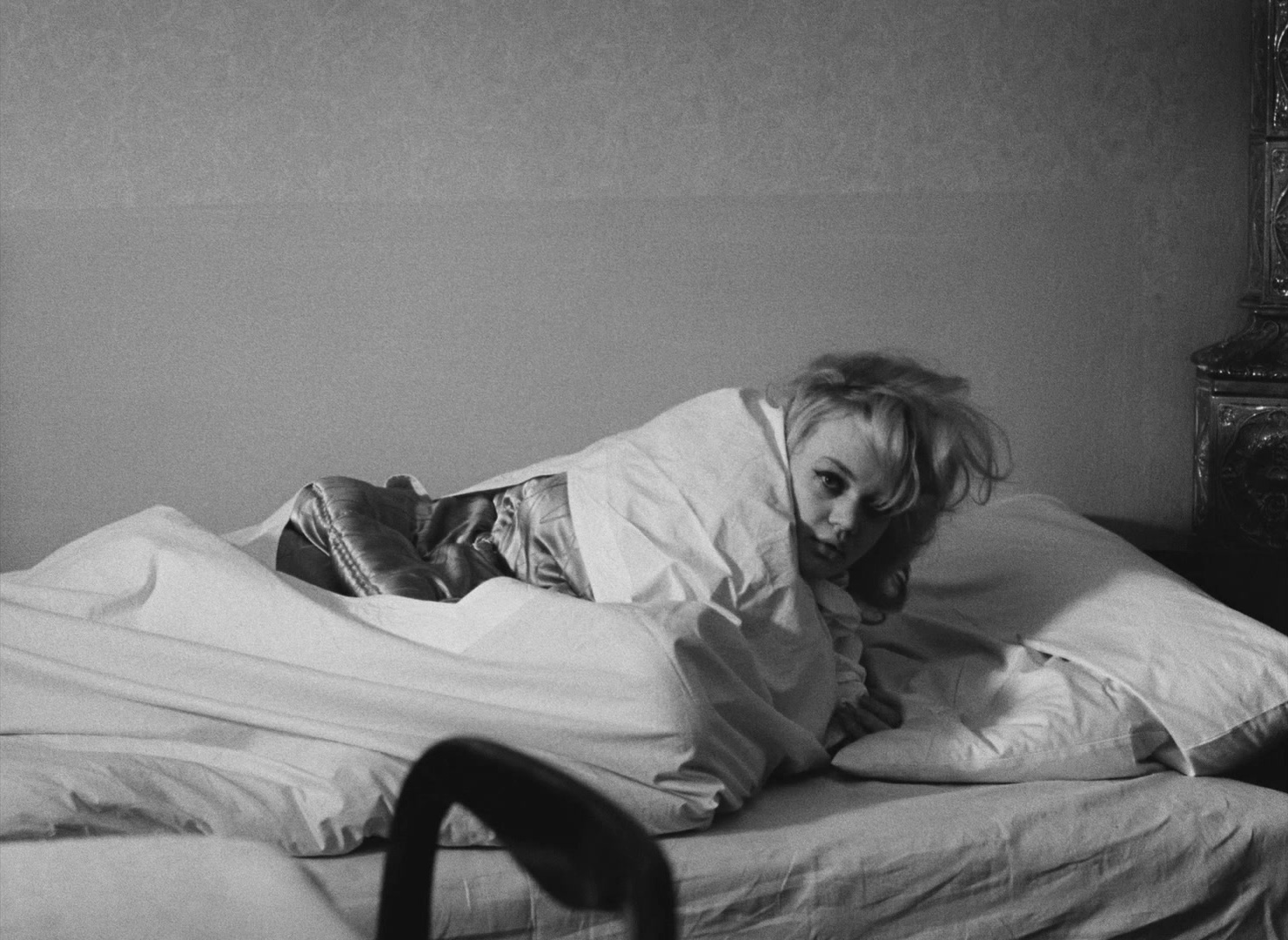 Lásky jedné plavovlásky (1965), unknown, 1.37:1 — film still