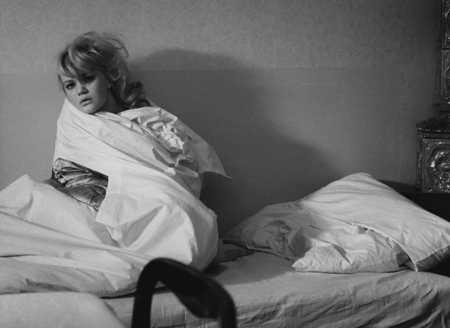 Lásky jedné plavovlásky (1965), unknown, 1.37:1 — film still