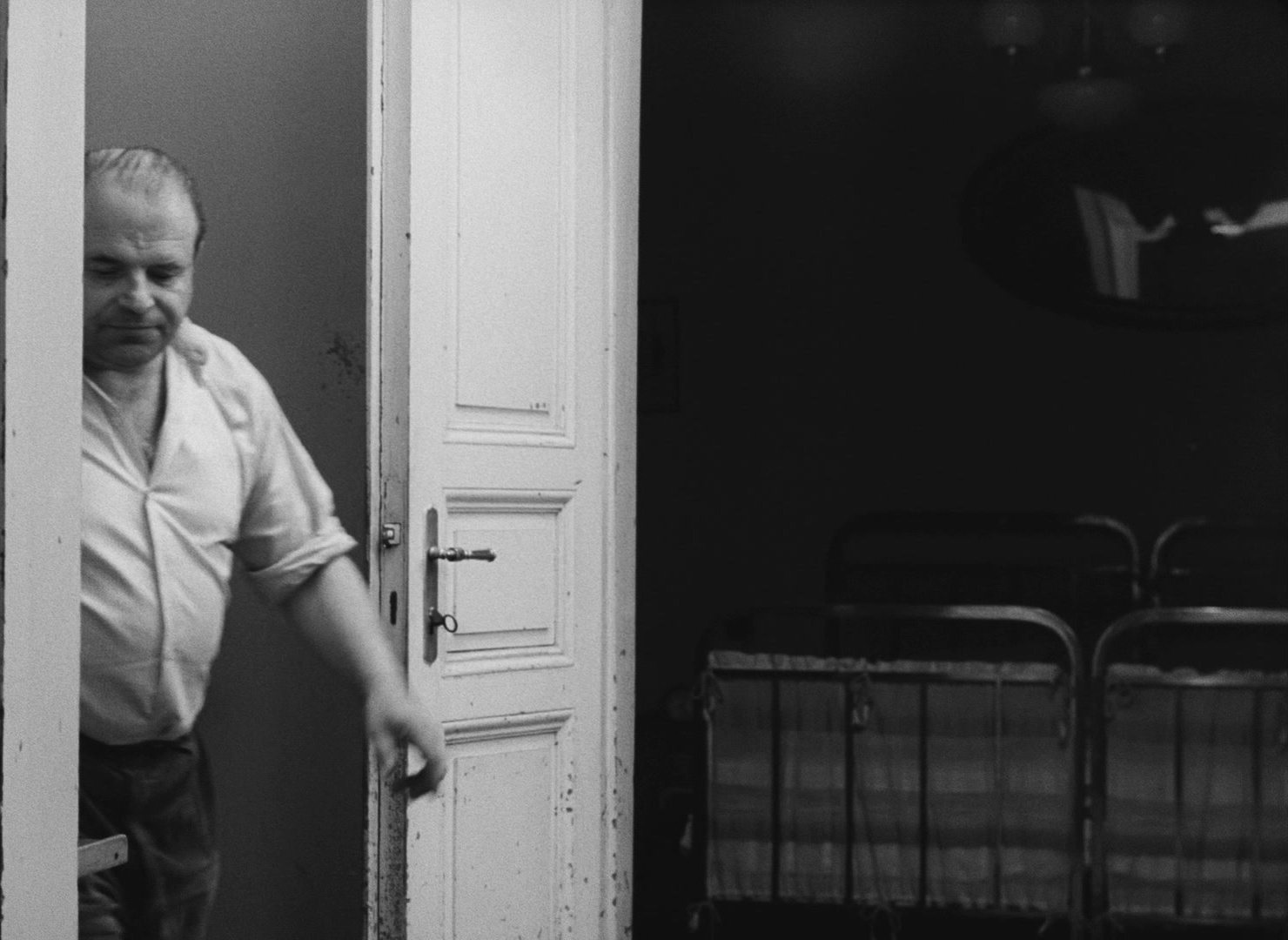 Lásky jedné plavovlásky (1965), wide, 1.37:1 — film still