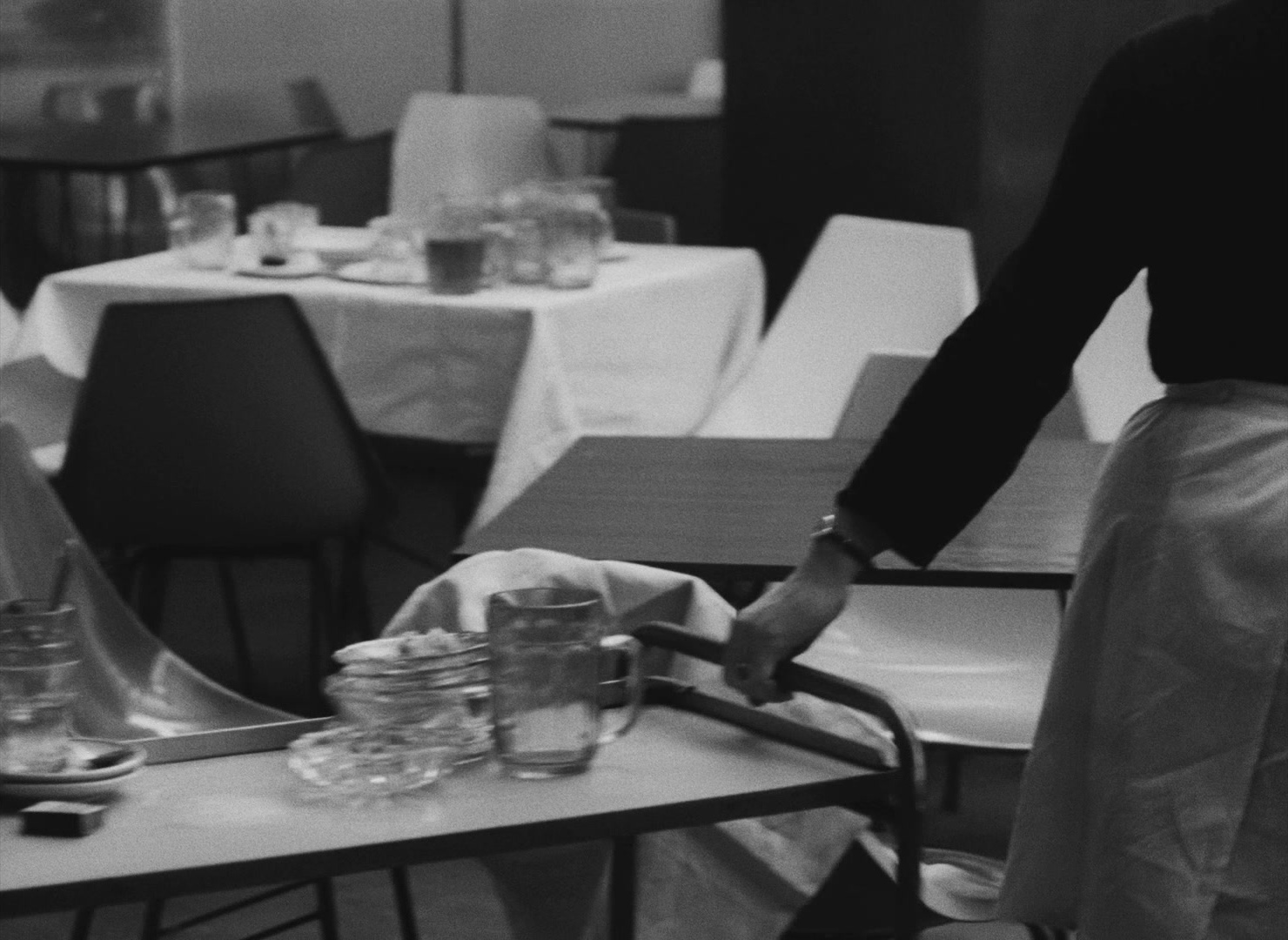 Lásky jedné plavovlásky (1965), unknown, 1.37:1 — film still