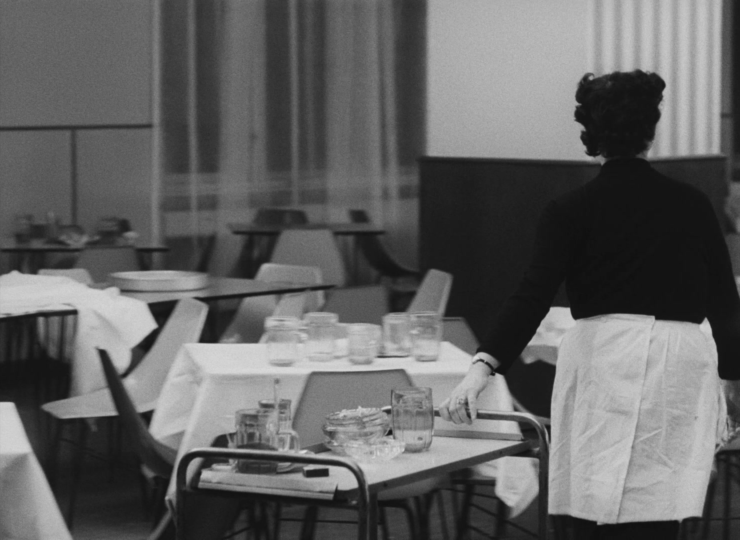 Lásky jedné plavovlásky (1965), wide, 1.37:1 — film still