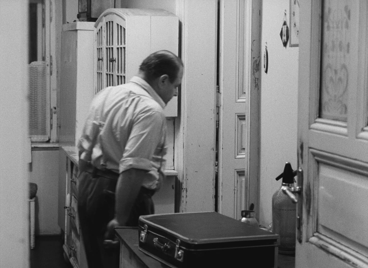Lásky jedné plavovlásky (1965), wide, 1.37:1 — film still