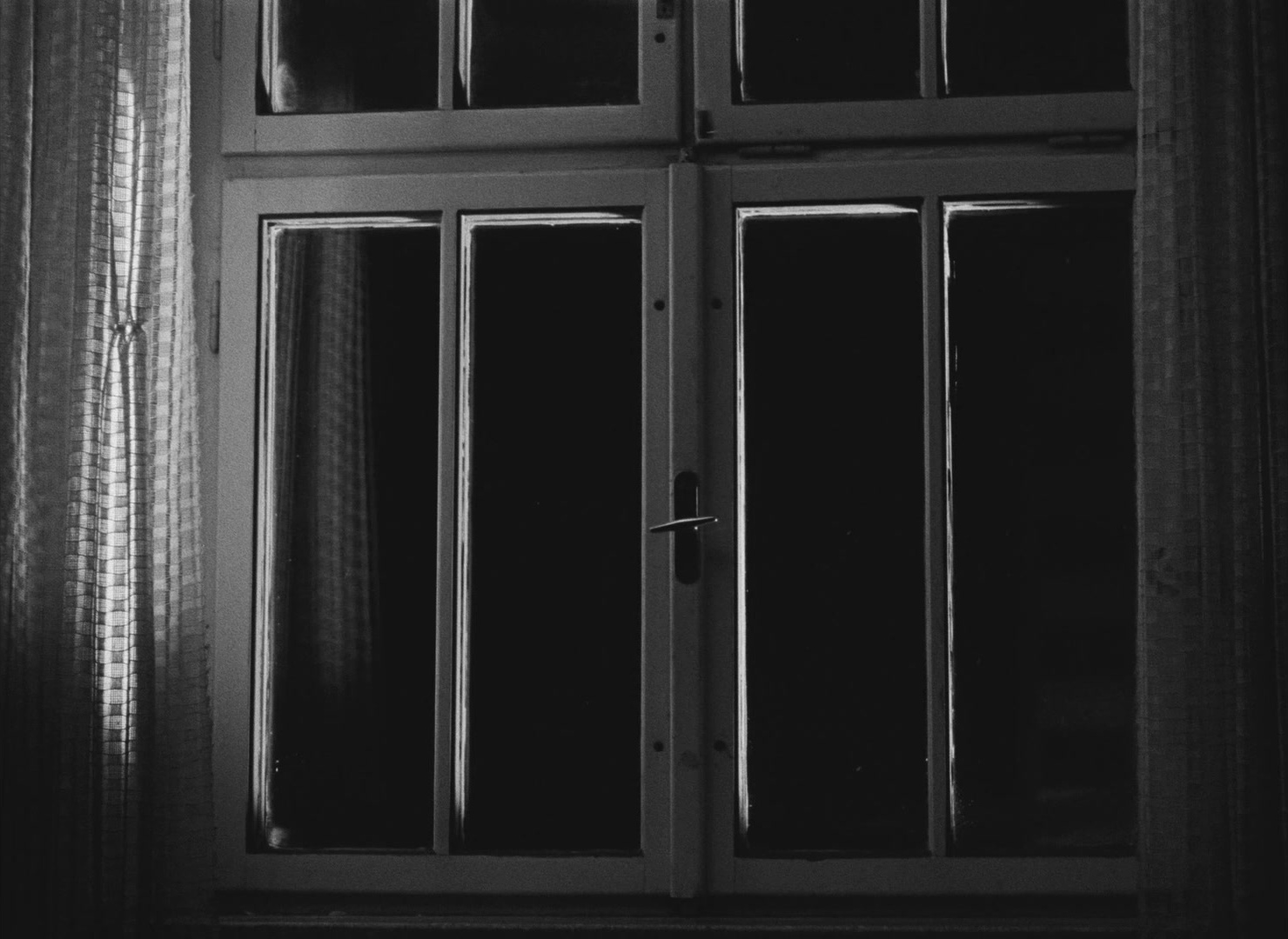 Lásky jedné plavovlásky (1965), unknown, 1.37:1 — film still