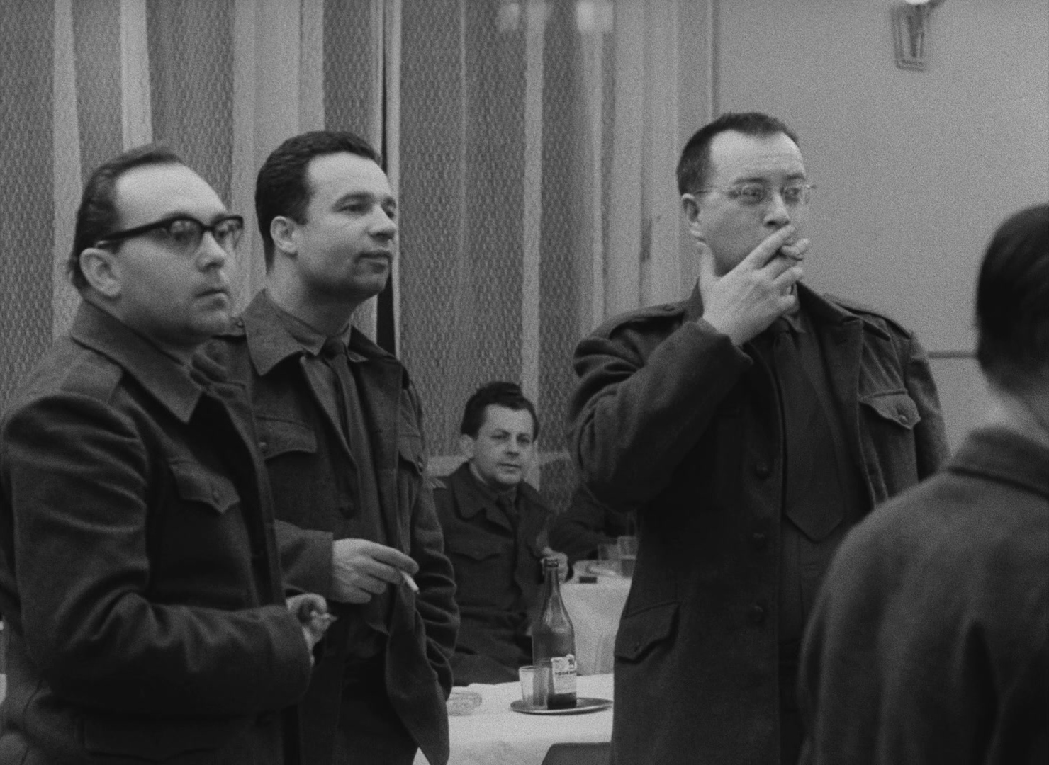 Lásky jedné plavovlásky (1965), wide, 1.37:1 — film still