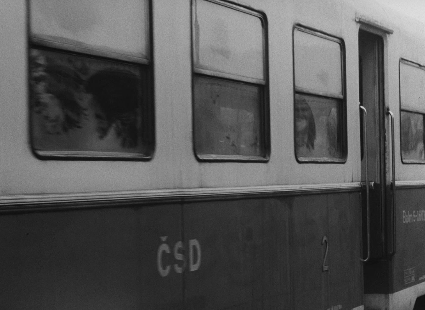 Lásky jedné plavovlásky (1965), wide, 1.37:1 — film still