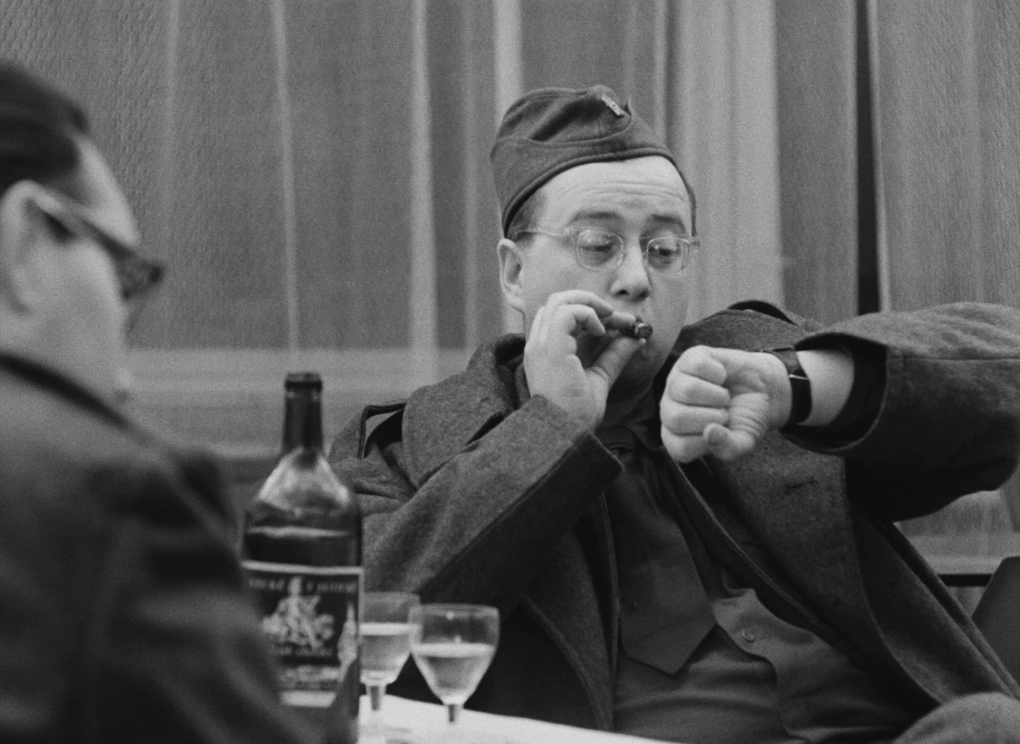 Lásky jedné plavovlásky (1965), wide, 1.37:1 — film still