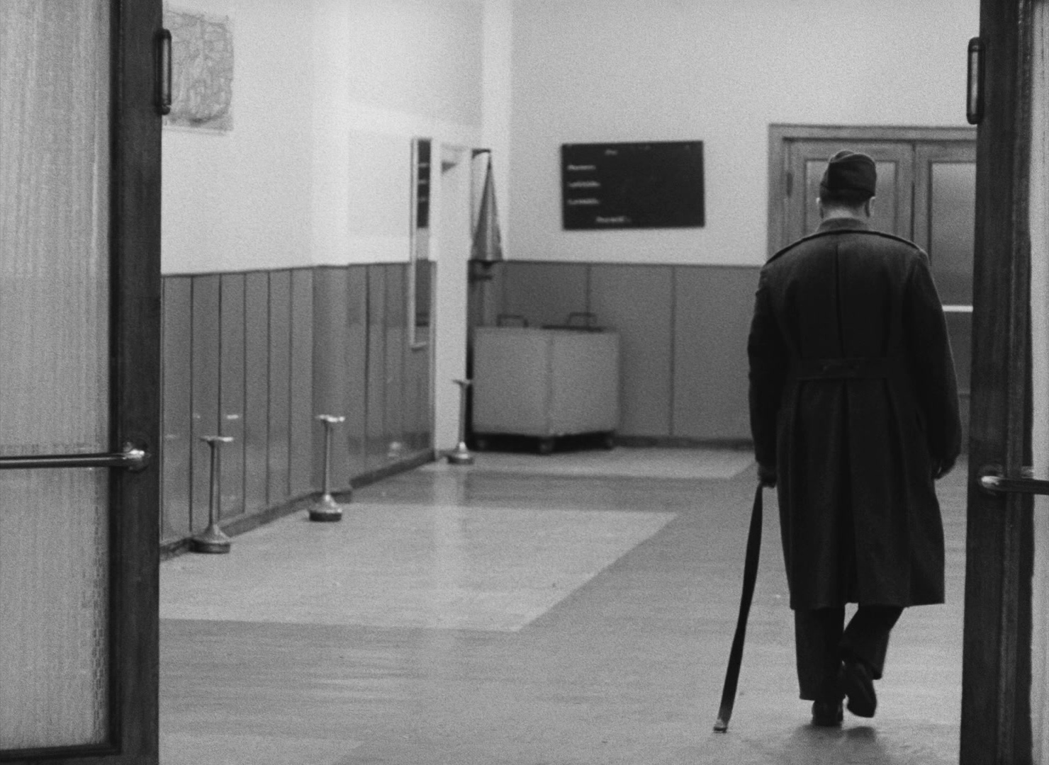 Lásky jedné plavovlásky (1965), medium, 1.37:1 — film still