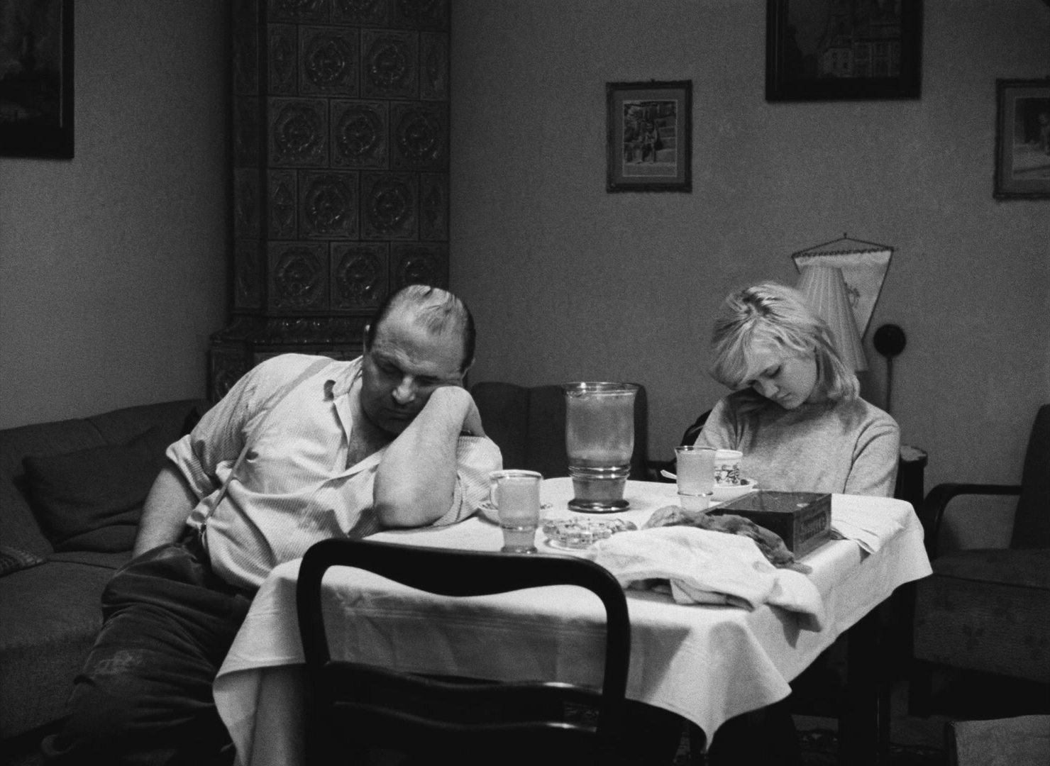 Lásky jedné plavovlásky (1965), wide, 1.37:1 — film still