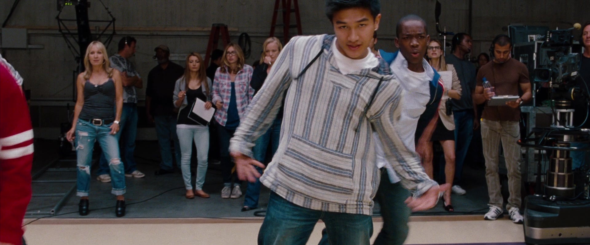 No Strings Attached (2010), wide, 2.40:1 — film still