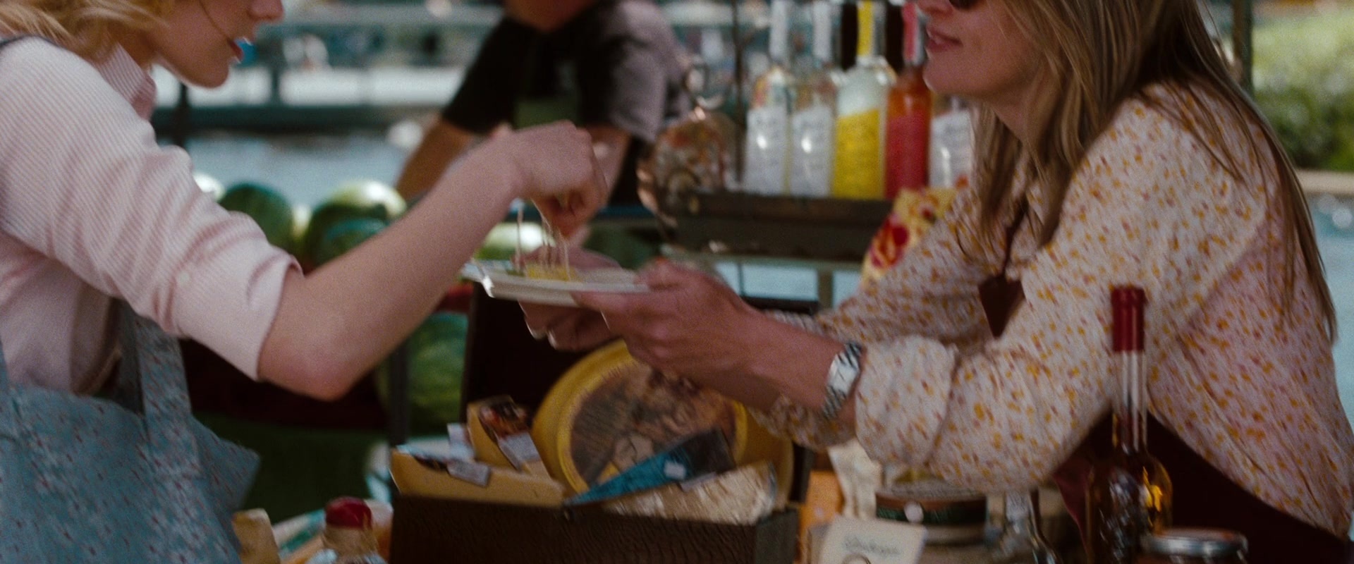 No Strings Attached (2010), wide, 2.40:1 — film still