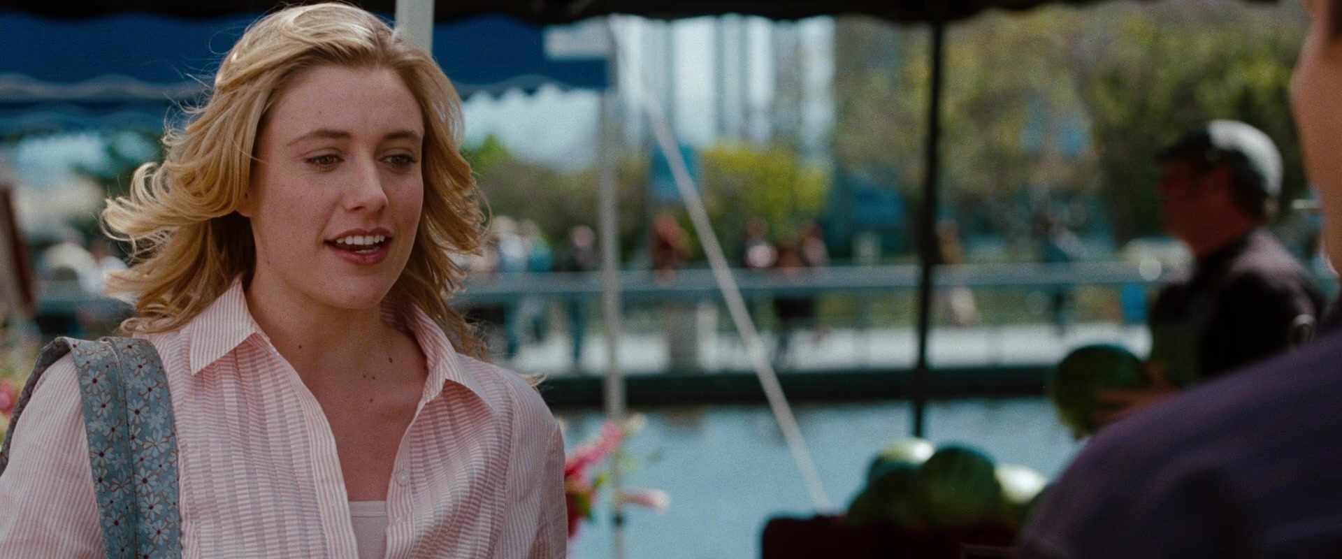 No Strings Attached (2010), medium, 2.40:1 — film still