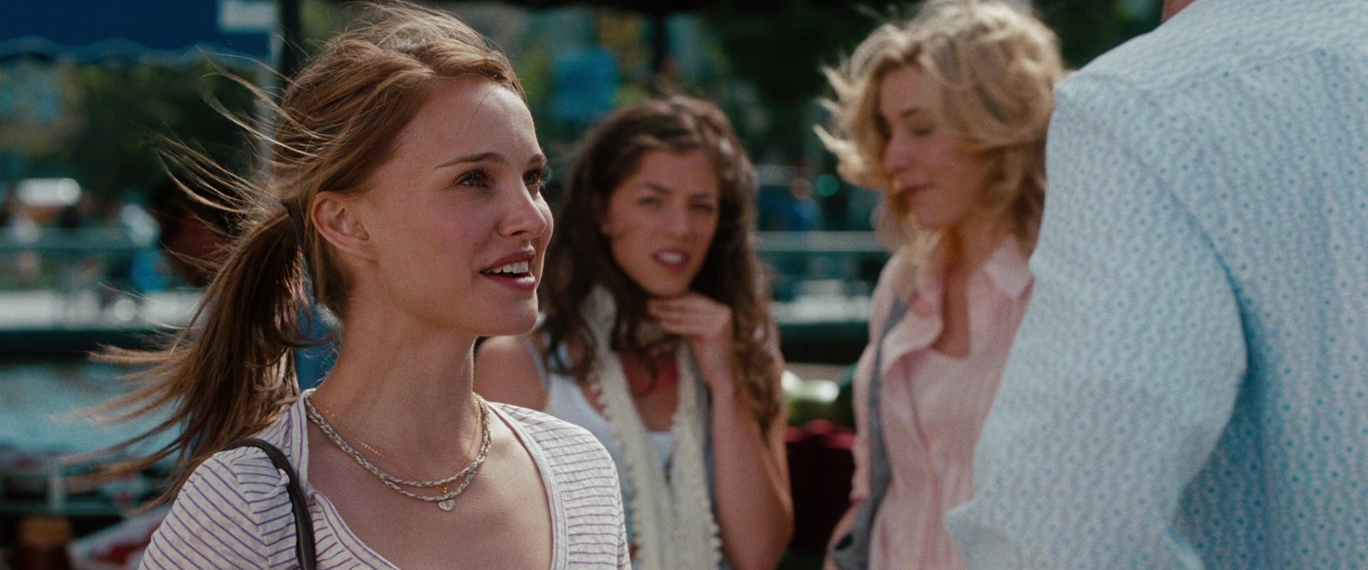 No Strings Attached (2010), wide, 2.40:1 — film still