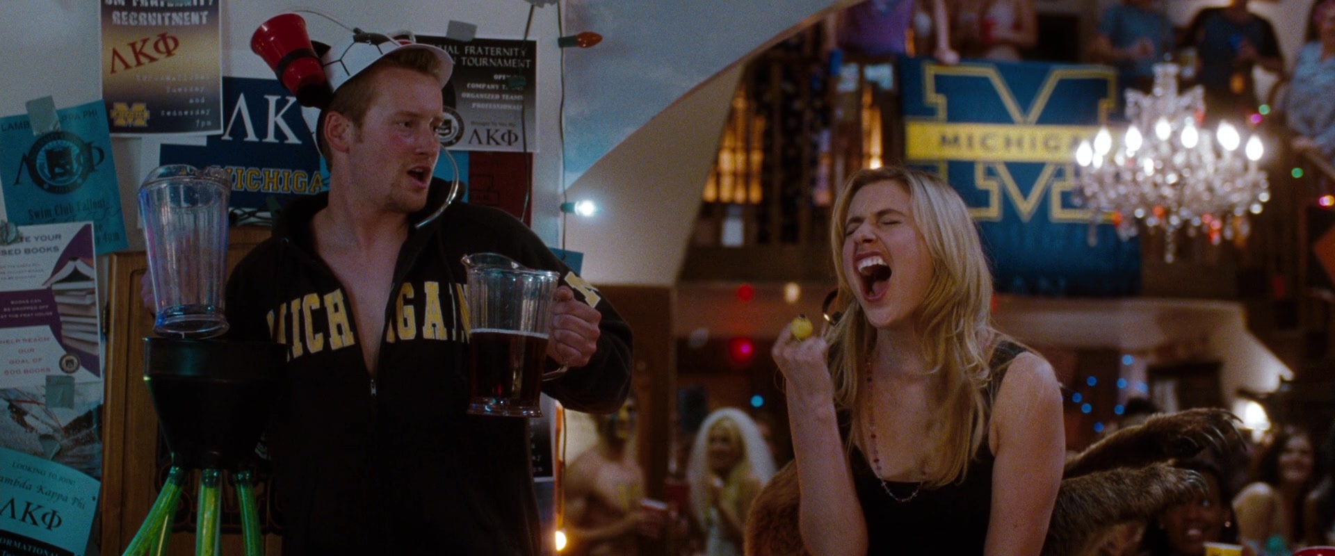 No Strings Attached (2010), wide, 2.40:1 — film still