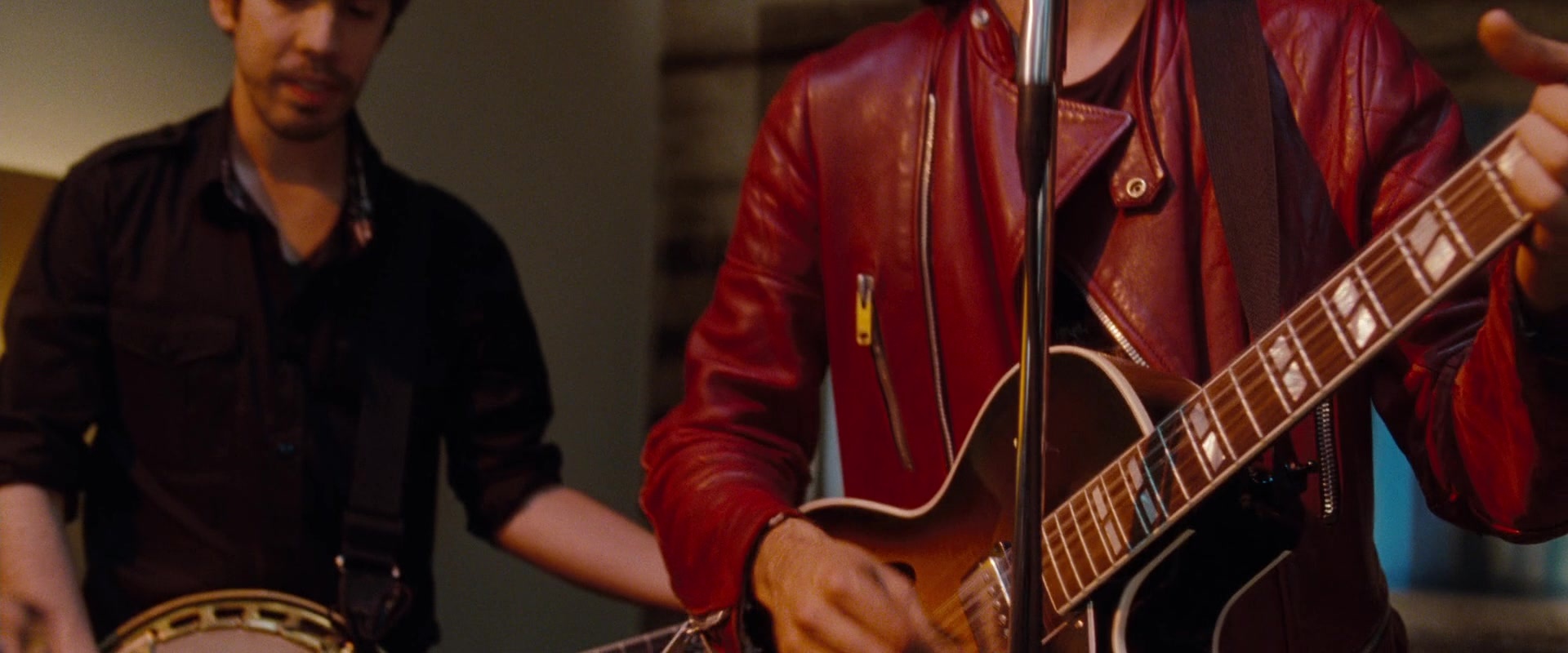 No Strings Attached (2010), wide, 2.40:1 — film still