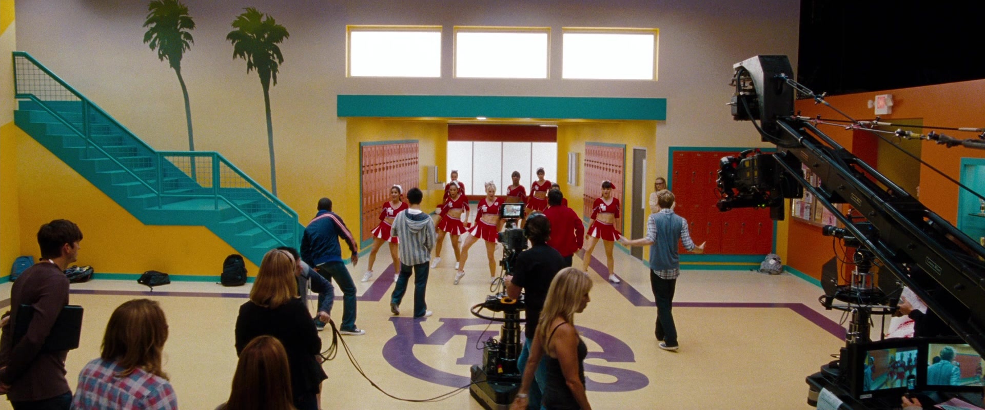 No Strings Attached (2010), wide, 2.40:1 — film still