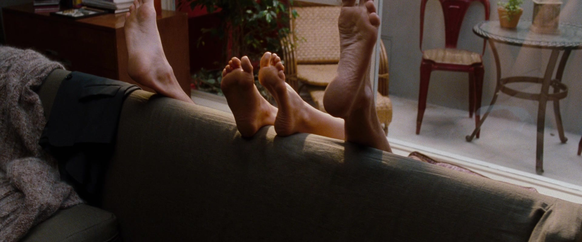 No Strings Attached (2010), wide, 2.40:1 — film still