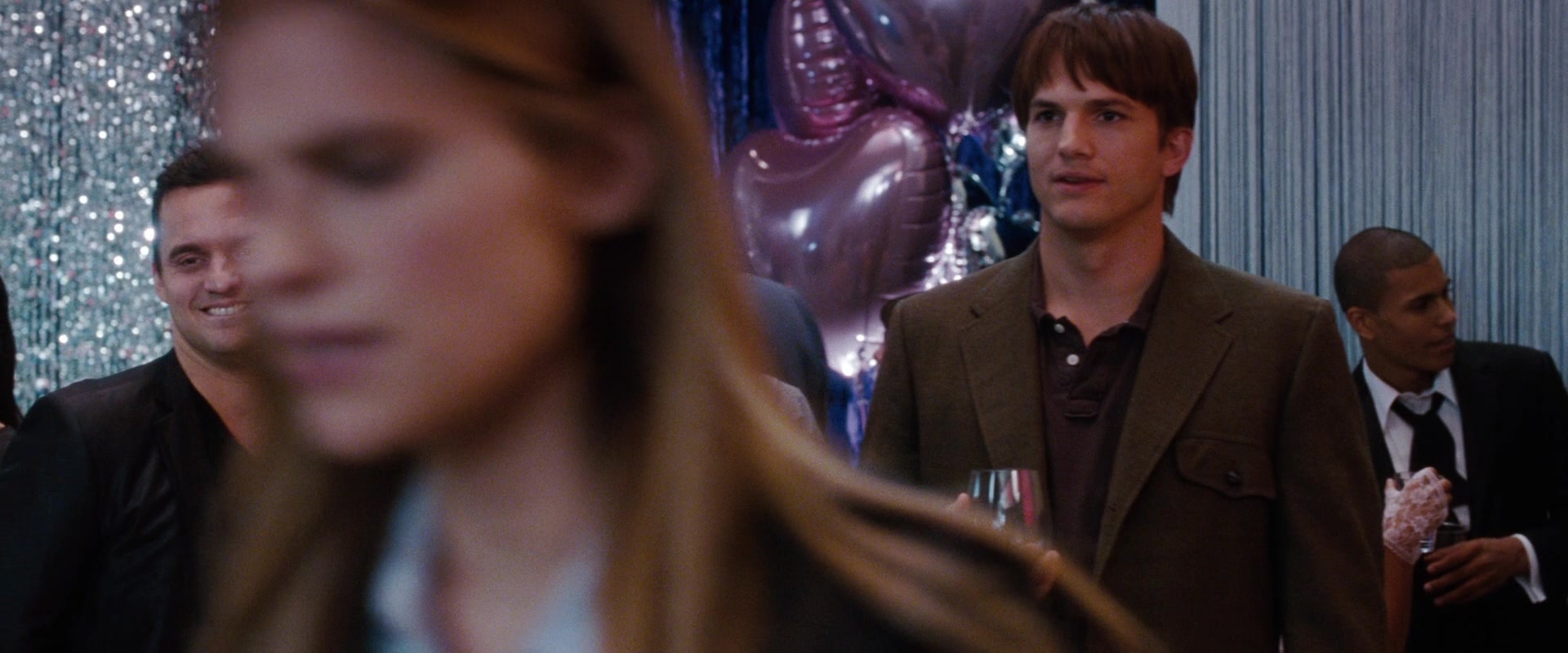 No Strings Attached (2010), medium, 2.40:1 — film still