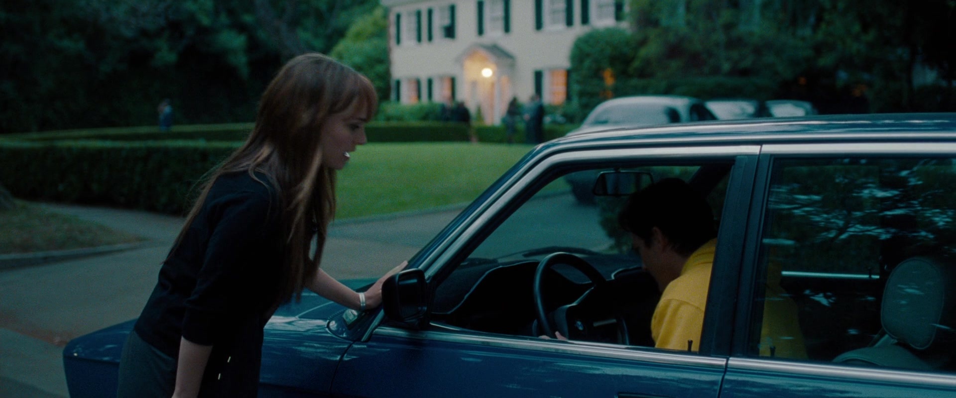No Strings Attached (2010), wide, 2.40:1 — film still