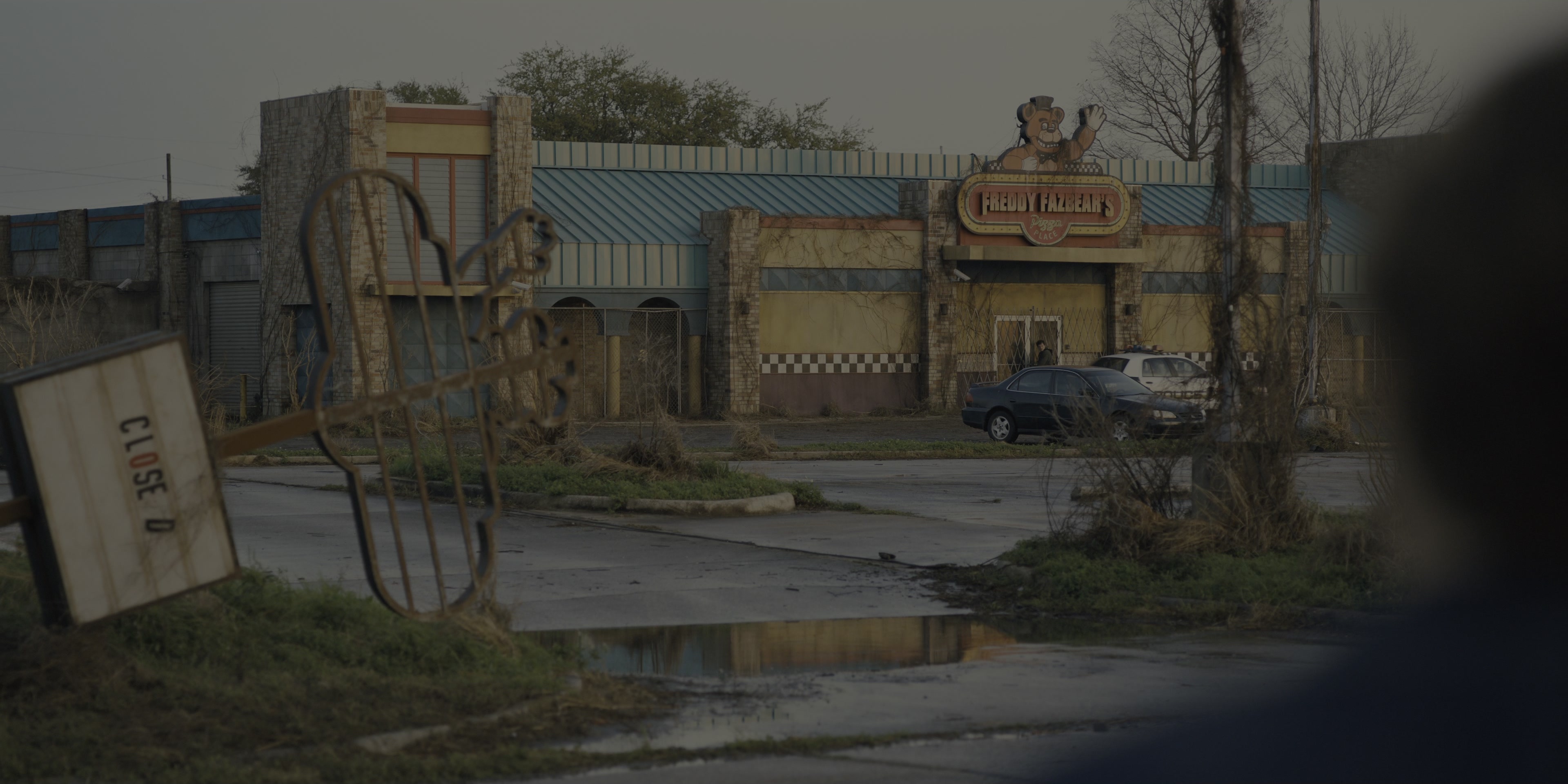 Five Nights at Freddy's (2023), wide, 2.00:1 — film still