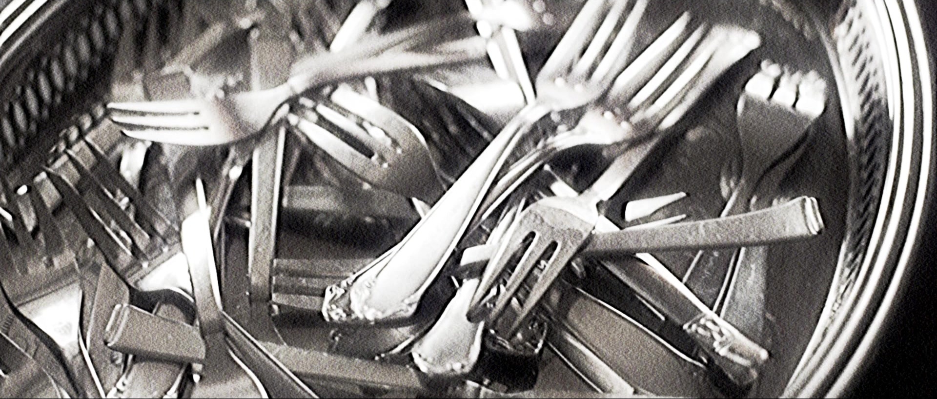 Nymphomaniac: Vol. I (2013), wide, 2.35:1 — film still
