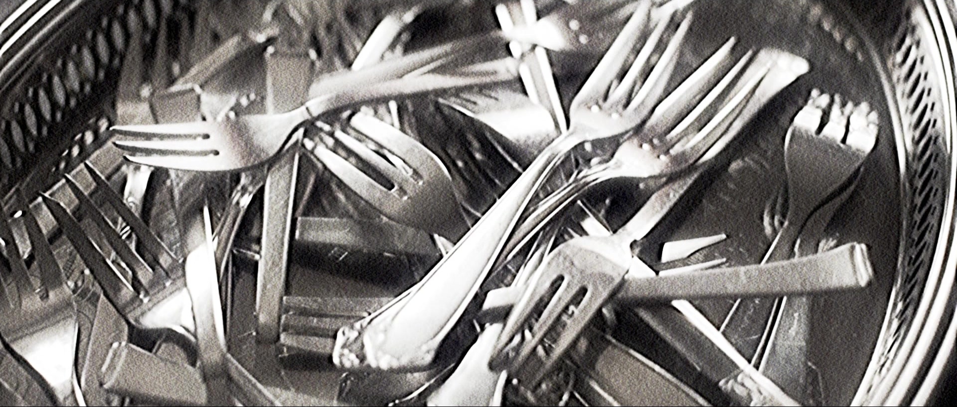 Nymphomaniac: Vol. I (2013), wide, 2.35:1 — film still