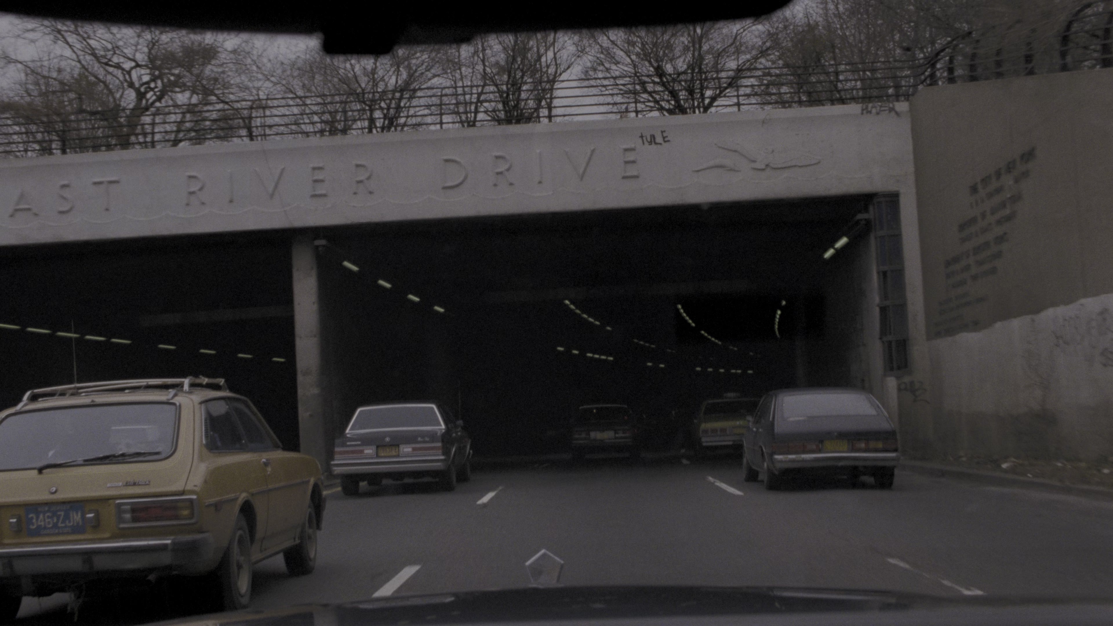 Fatal Attraction (1987), wide, 1.78:1 — film still