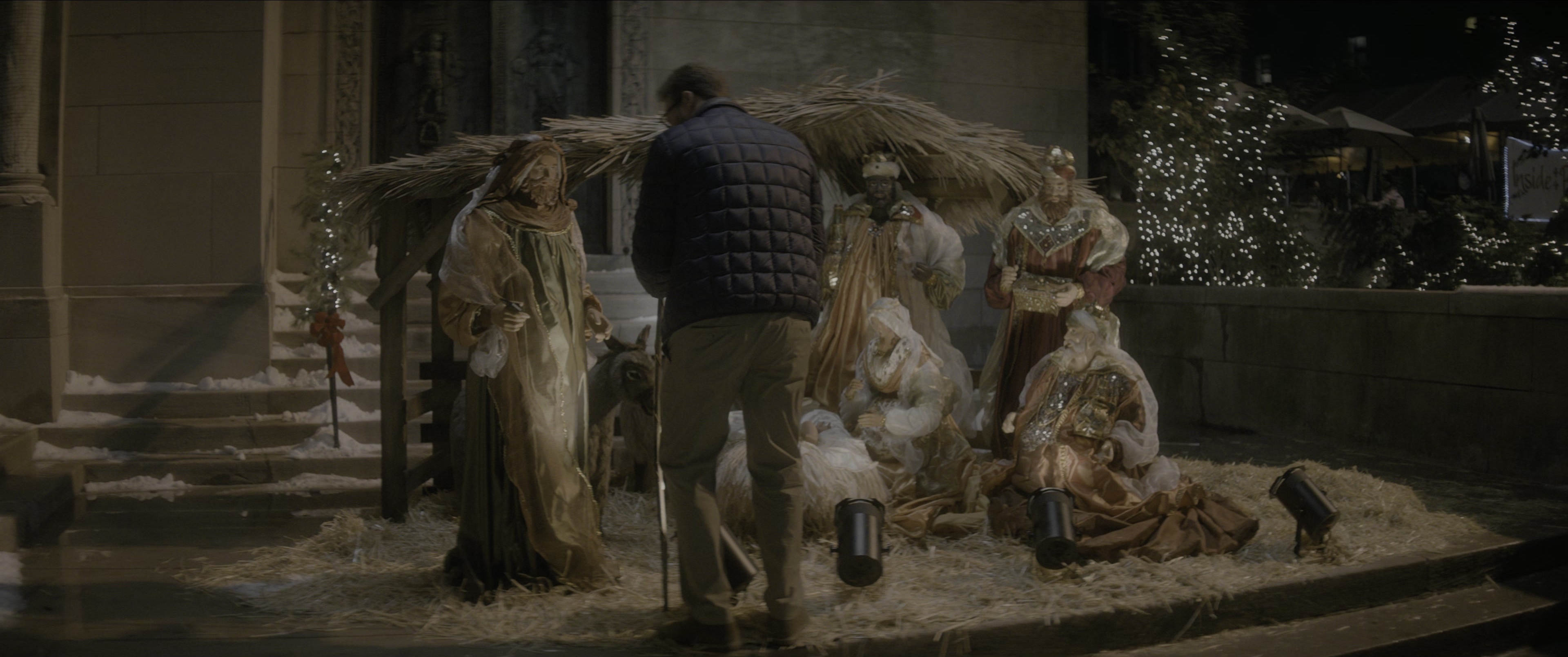 The Night Before (2015), wide, 2.39:1 — film still