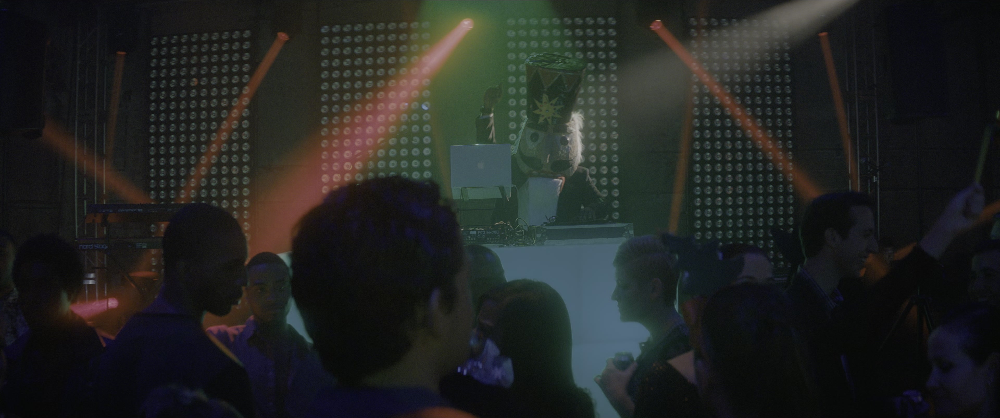 The Night Before (2015), wide, 2.39:1 — film still