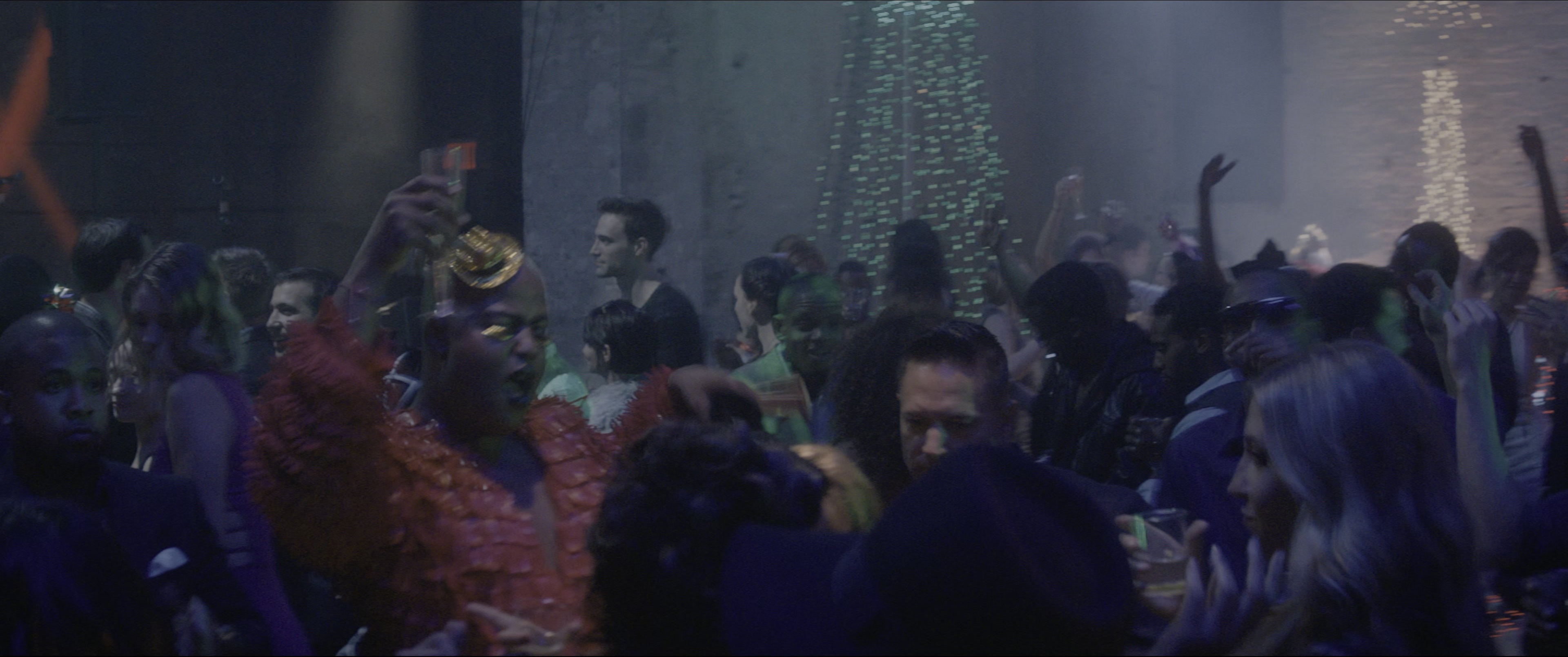The Night Before (2015), wide, 2.39:1 — film still