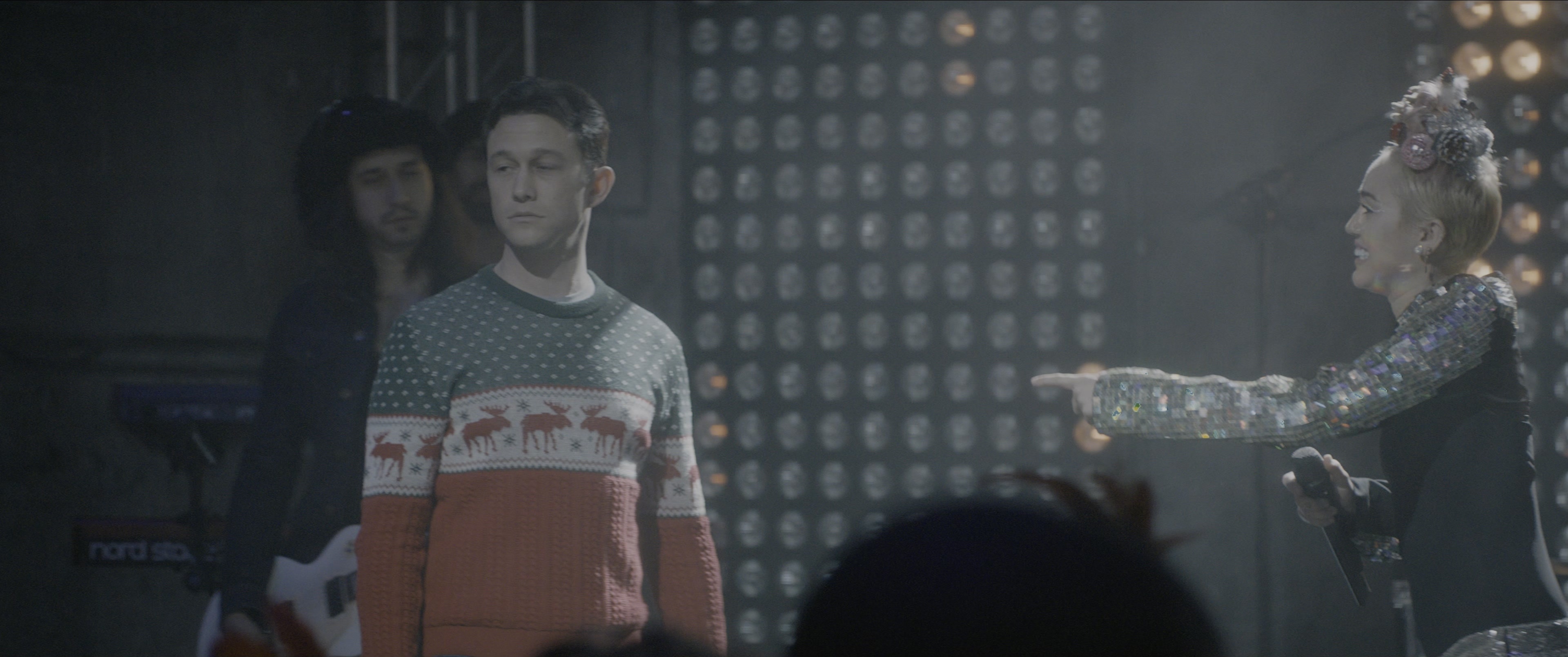 The Night Before (2015), wide, 2.39:1 — film still