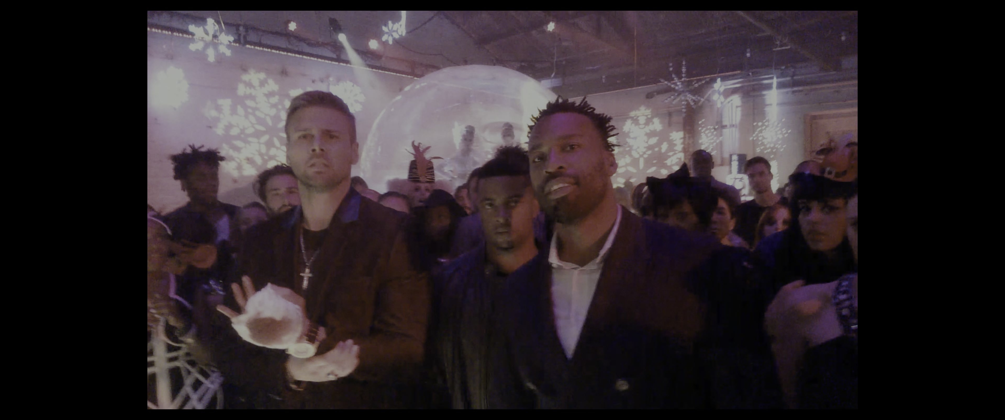 The Night Before (2015), wide, 2.39:1 — film still