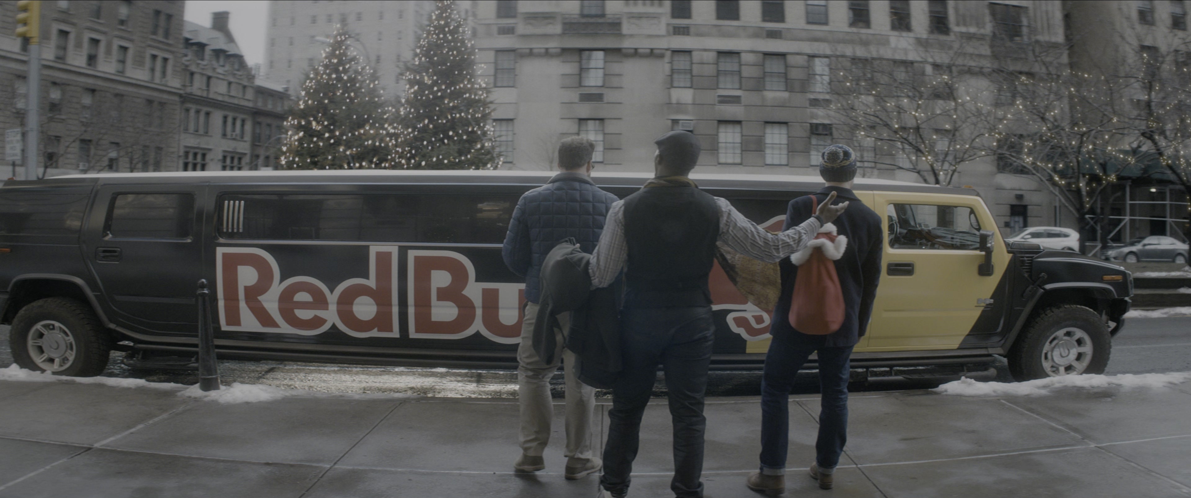 The Night Before (2015), wide, 2.39:1 — film still