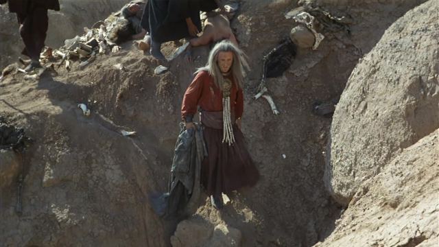 Es ist nicht leicht, ein Gott zu sein — film still